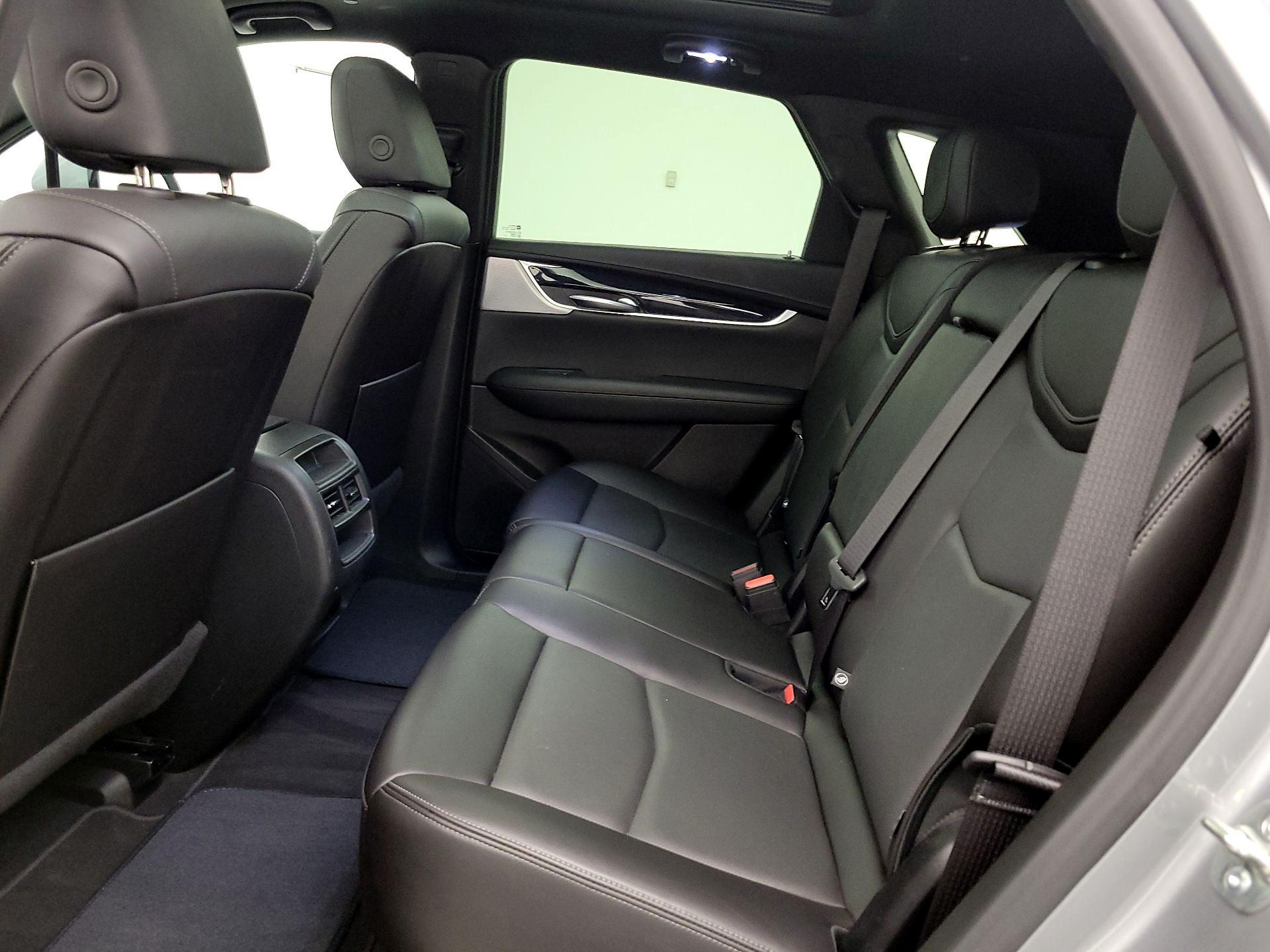 Thumbnail: 2025 Cadillac XT5 - 20