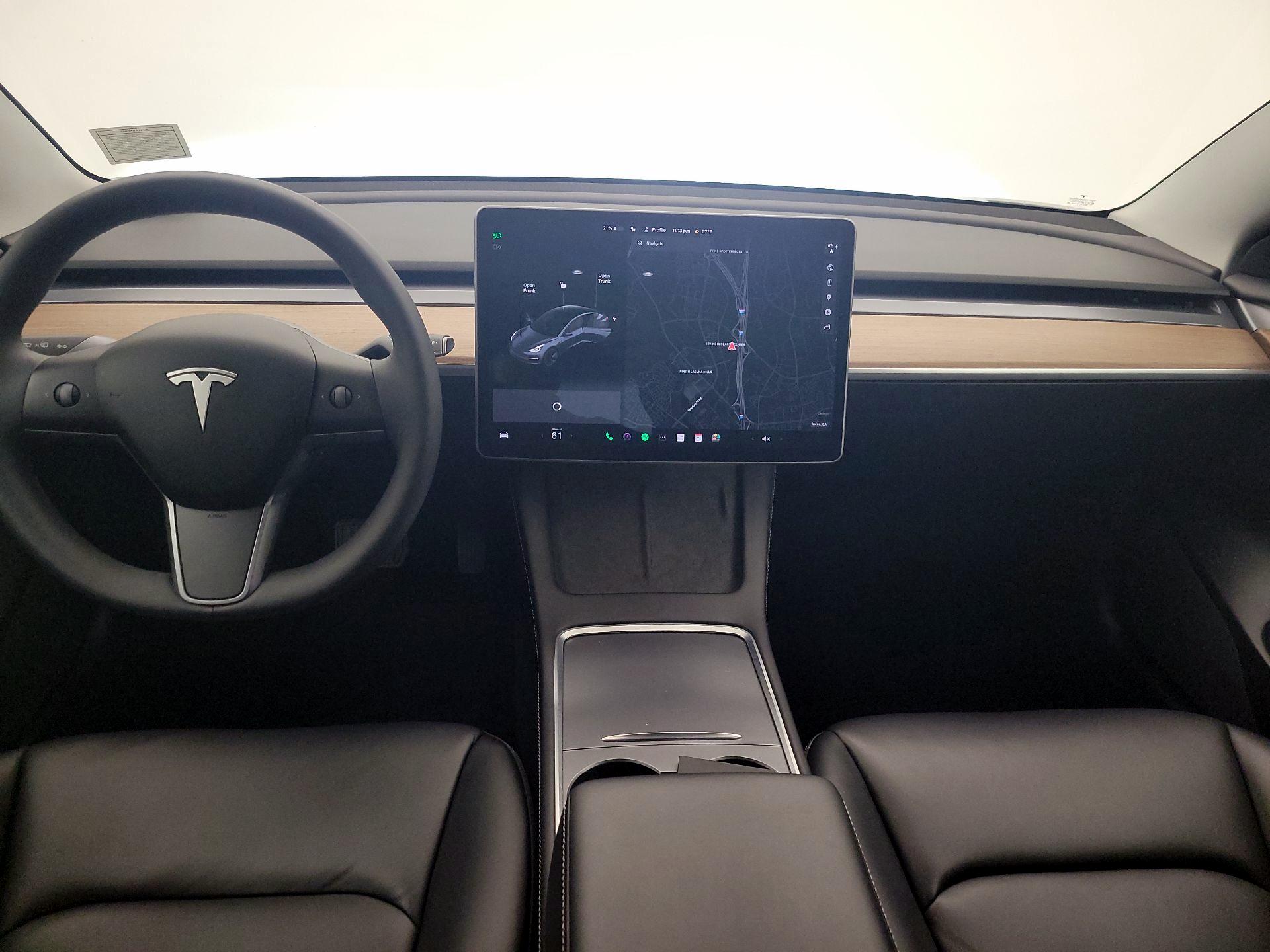 Thumbnail: 2022 Tesla Model 3 - 9