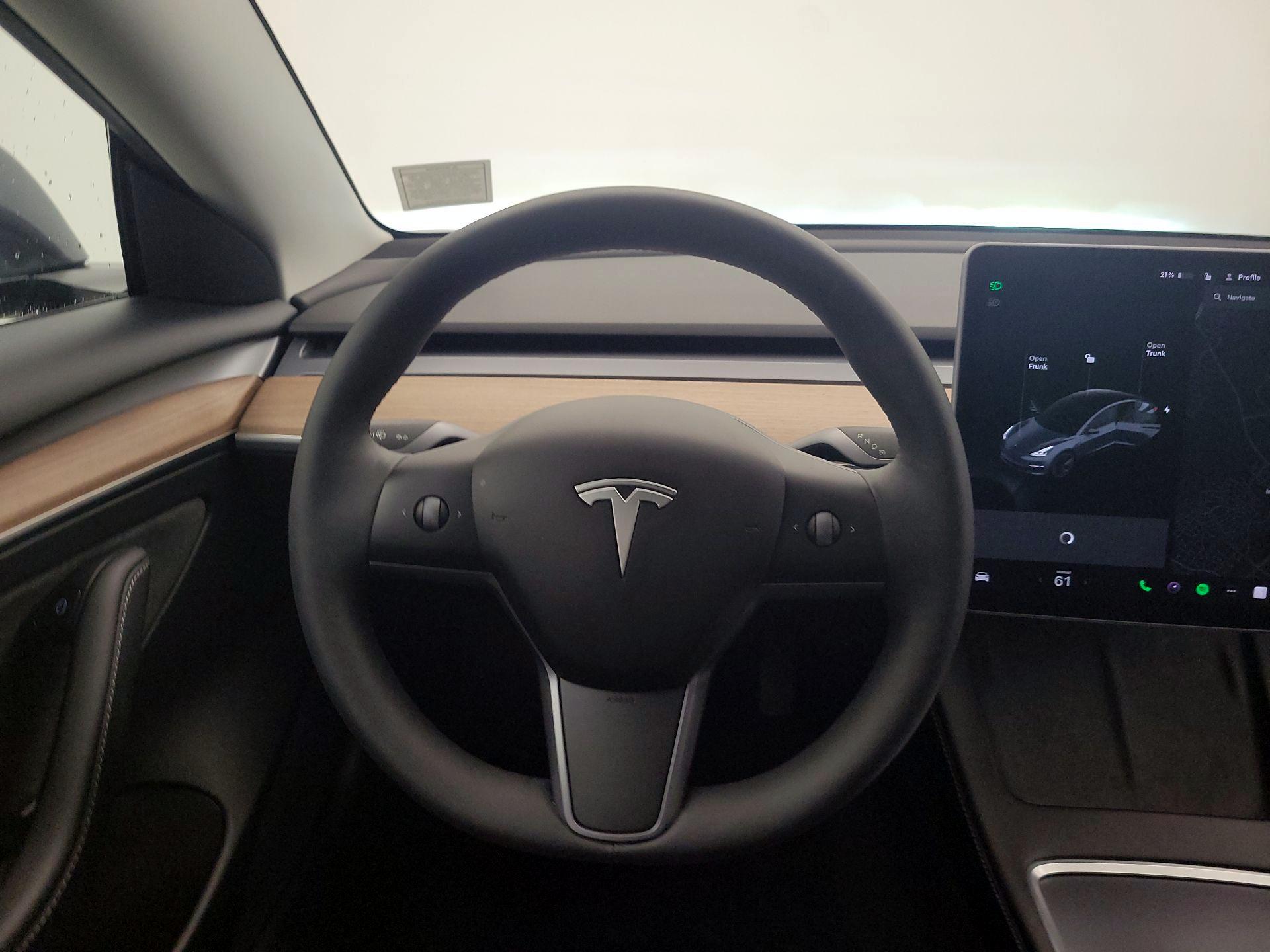 Thumbnail: 2022 Tesla Model 3 - 10