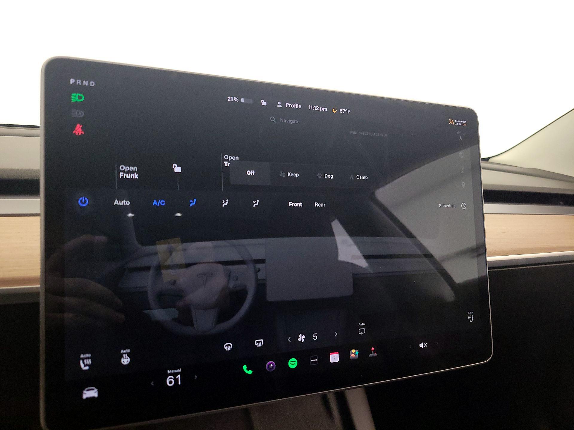 Thumbnail: 2022 Tesla Model 3 - 16