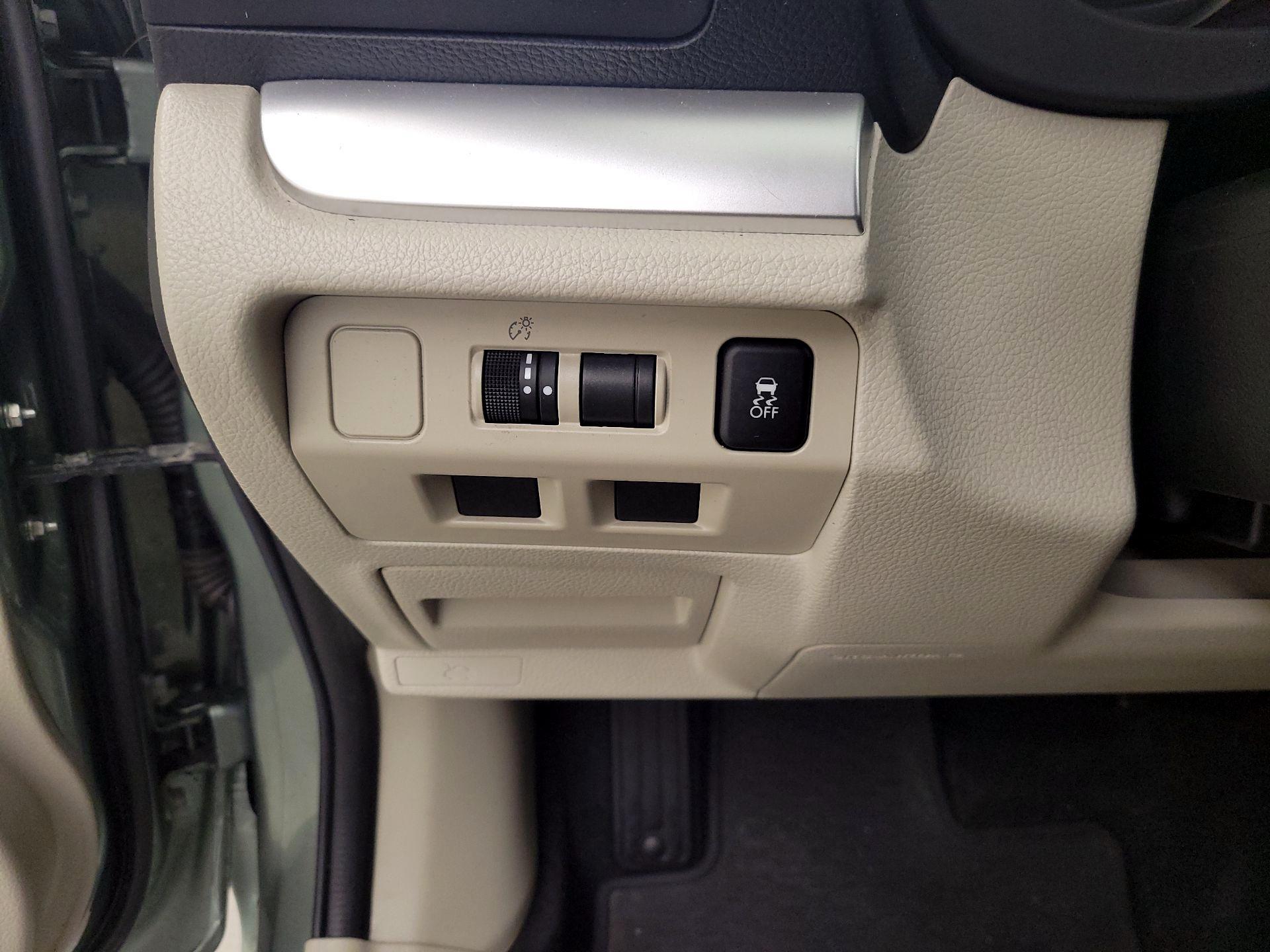 Thumbnail: 2015 Subaru Impreza - 13