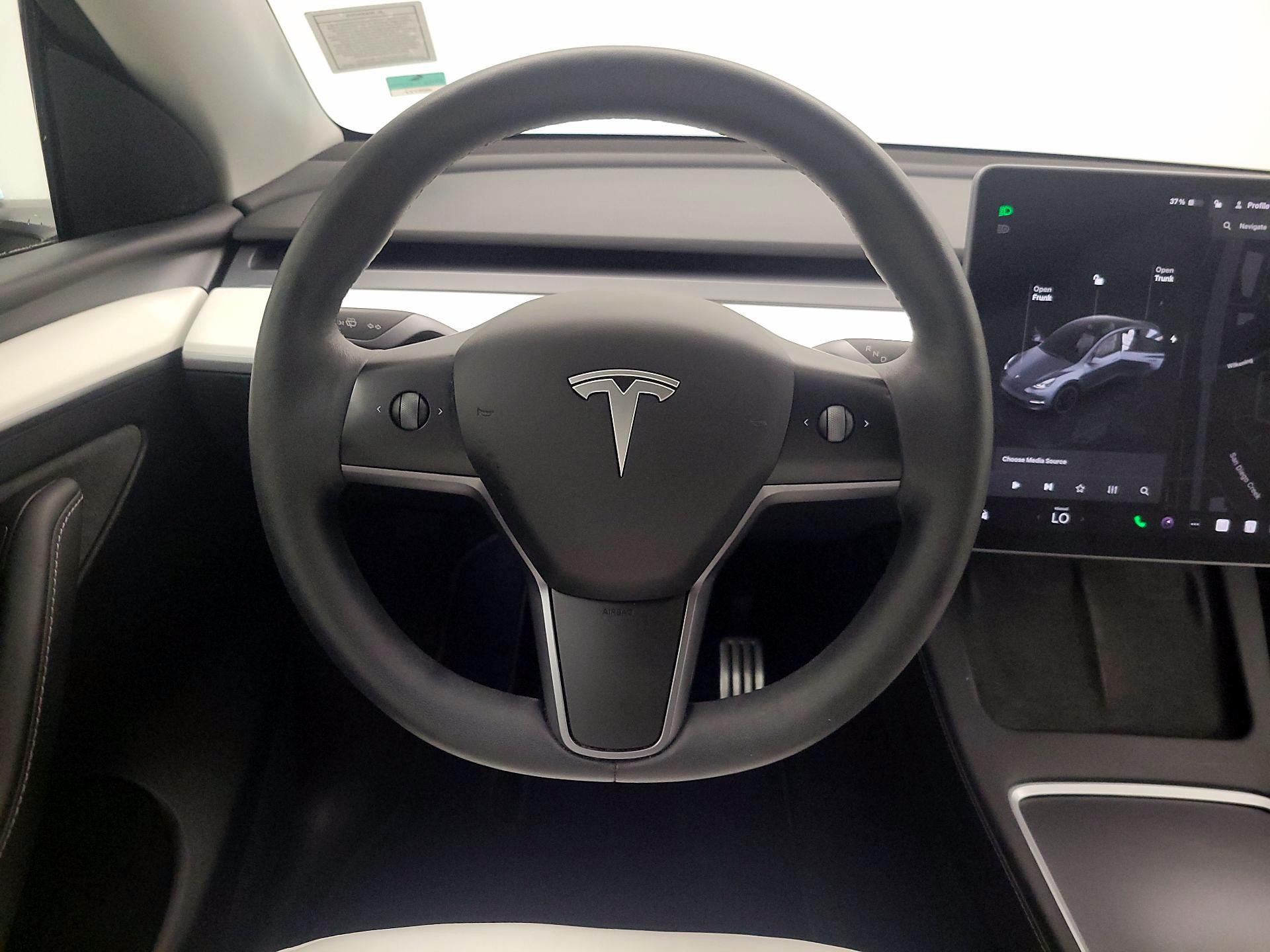 Thumbnail: 2022 Tesla Model Y - 10