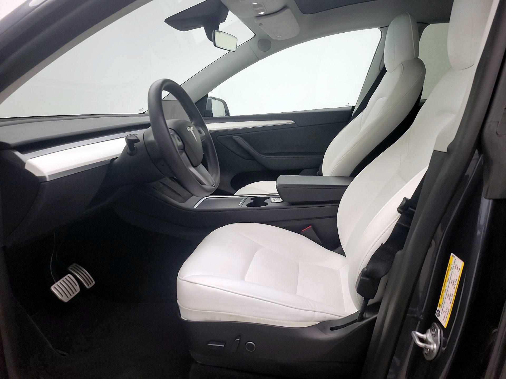 Thumbnail: 2022 Tesla Model Y - 11