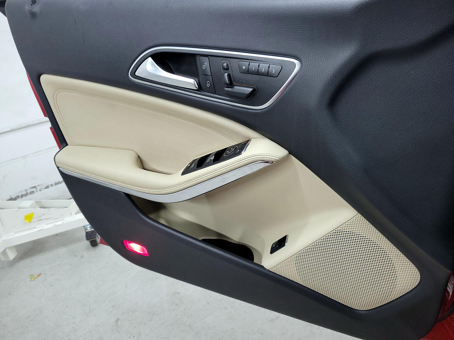 Thumbnail: 2016 Mercedes-Benz CLA - 10