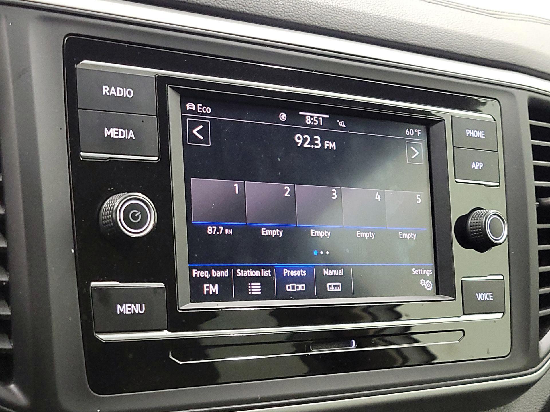 Thumbnail: 2022 Volkswagen Atlas - 15