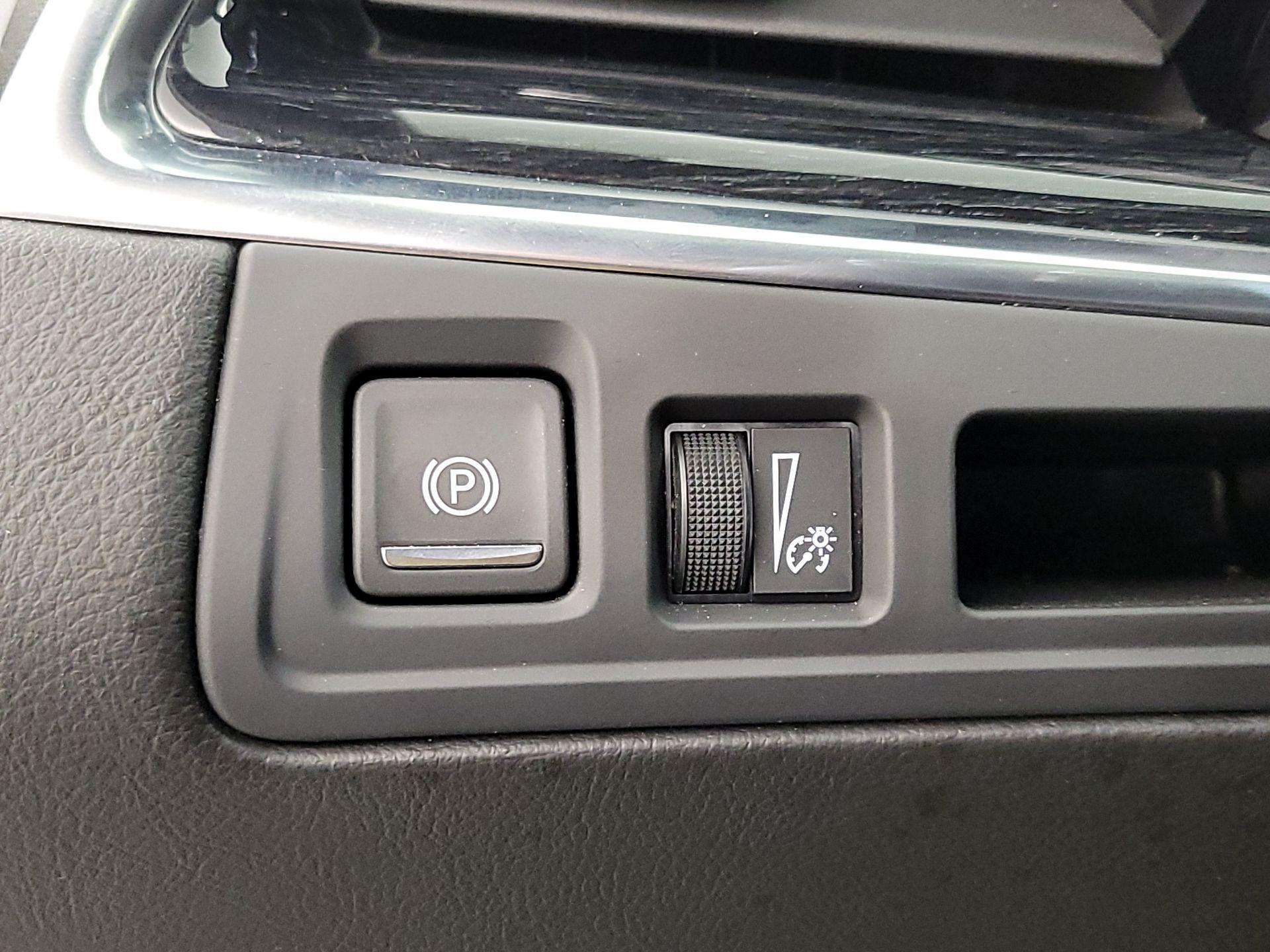 Thumbnail: 2025 Cadillac XT5 - 13