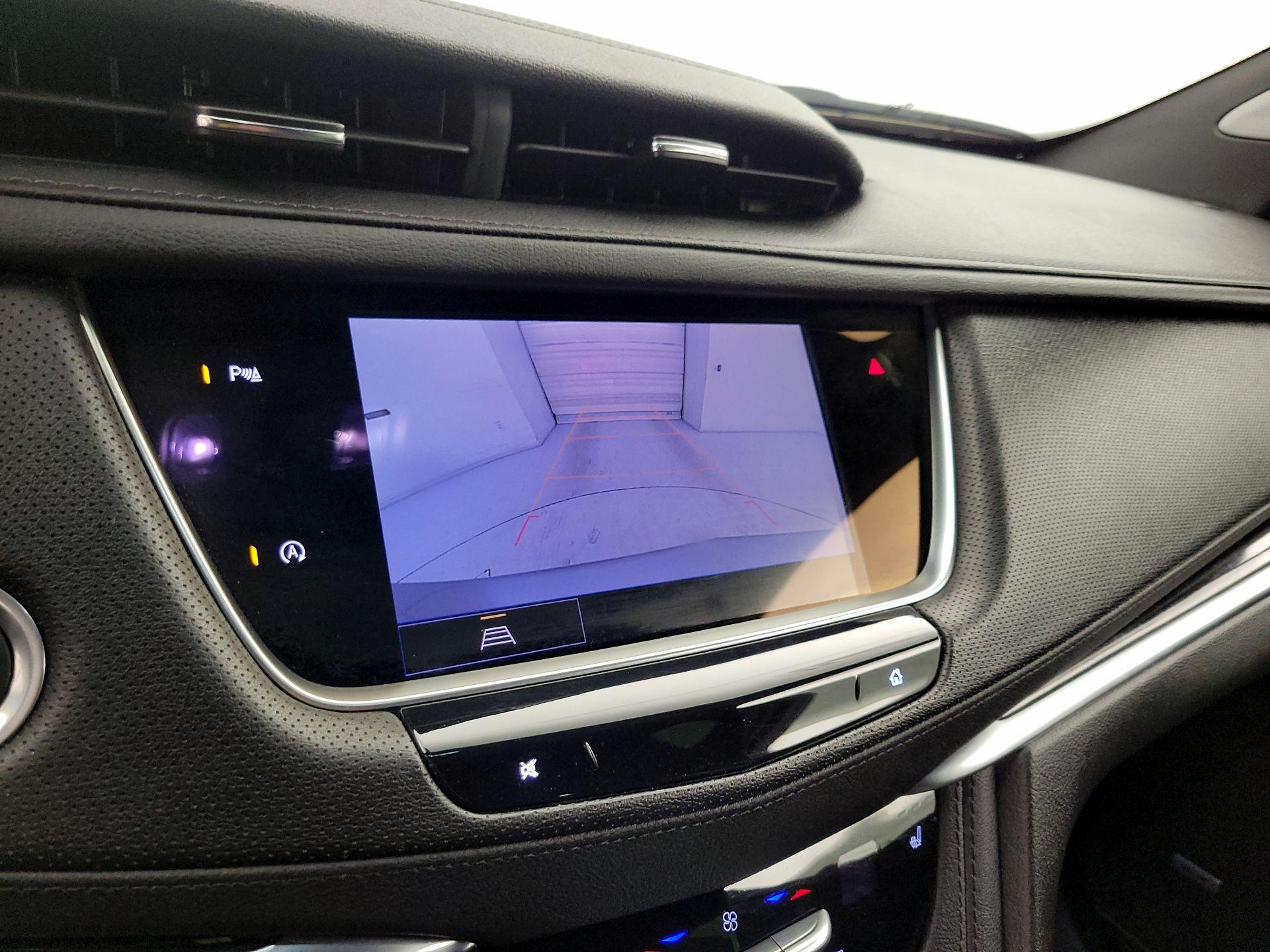 Thumbnail: 2025 Cadillac XT5 - 14