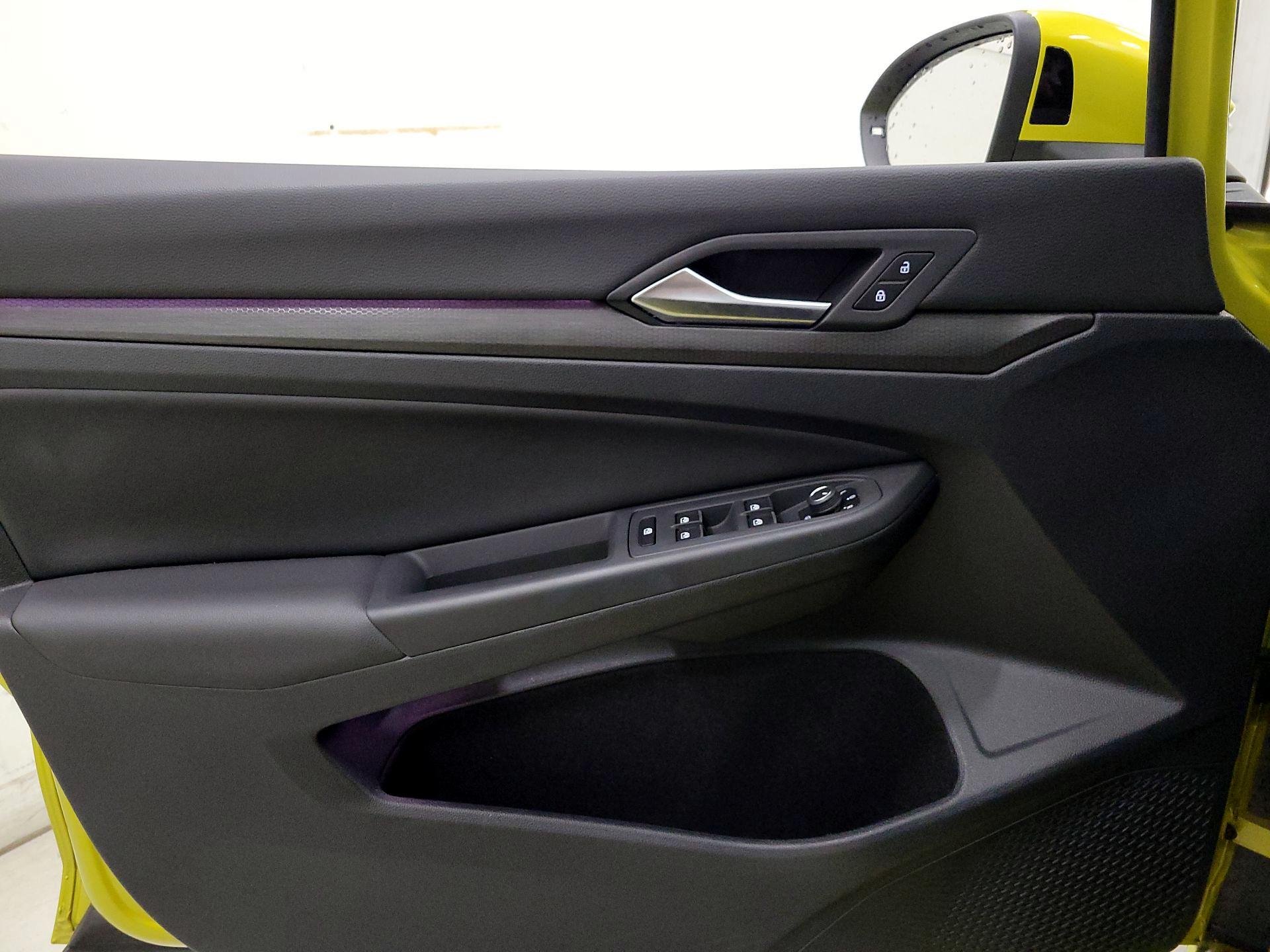 Thumbnail: 2022 Volkswagen Golf - 12