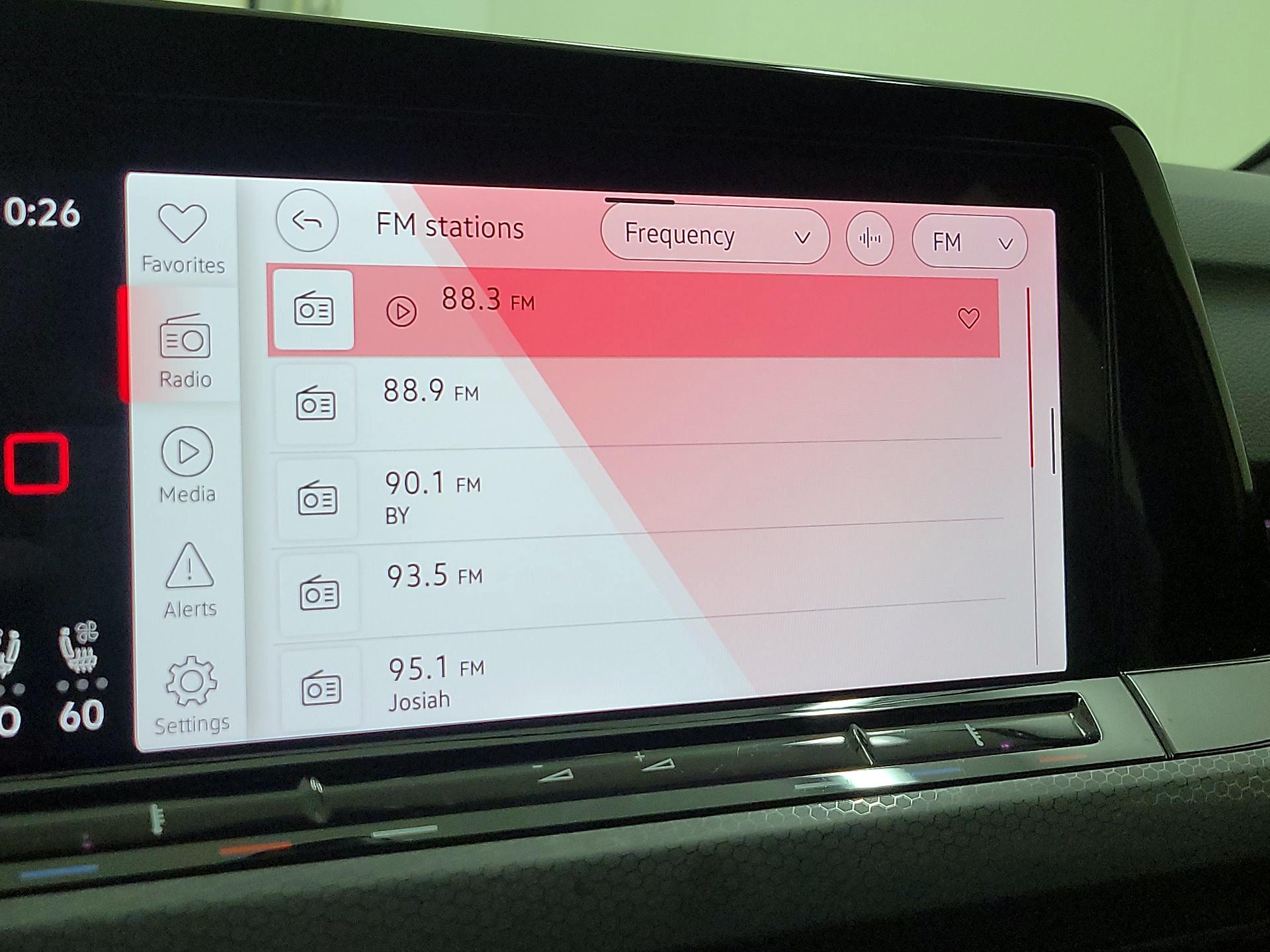 Thumbnail: 2022 Volkswagen Golf - 15