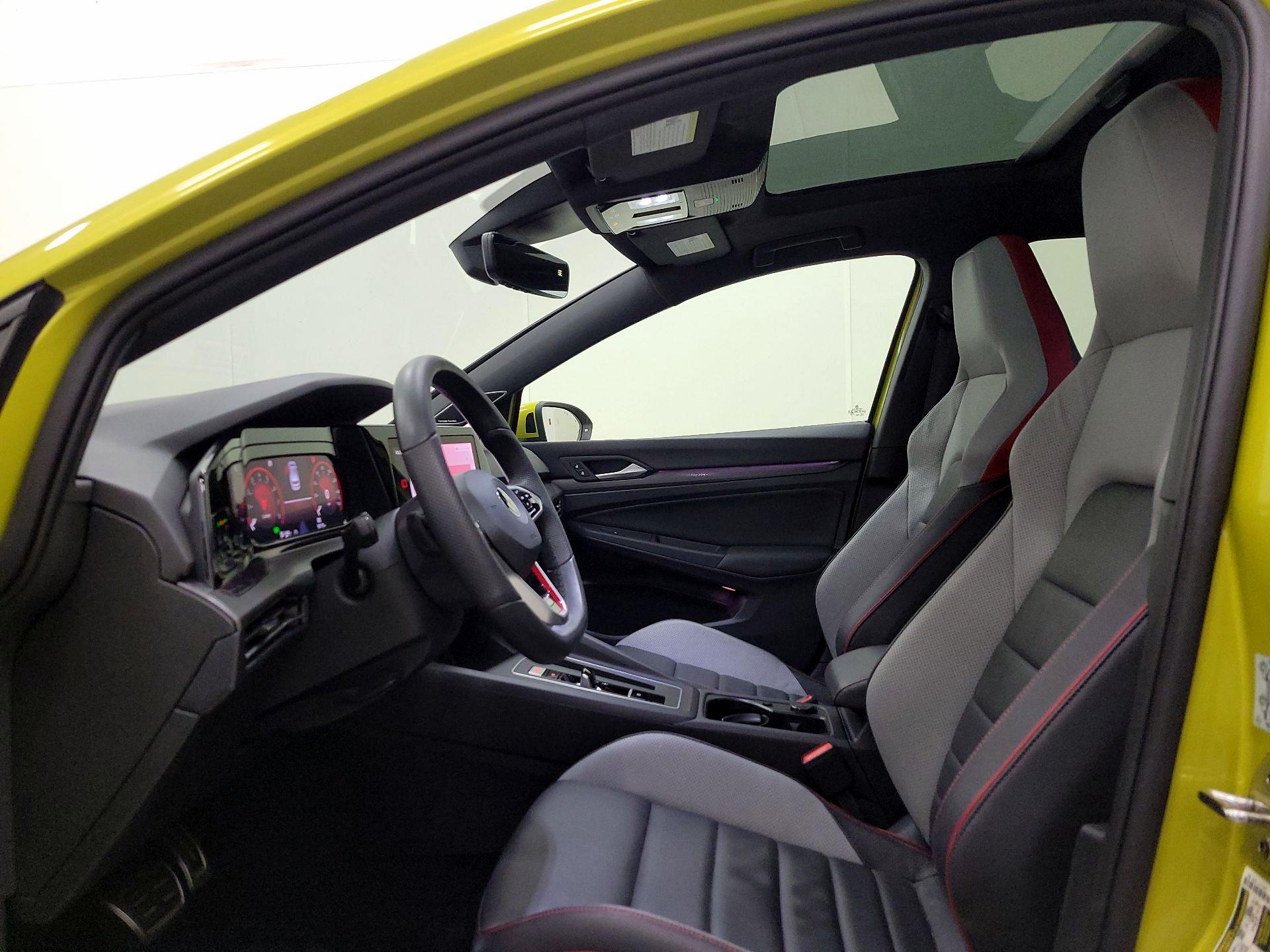 Thumbnail: 2022 Volkswagen Golf - 19