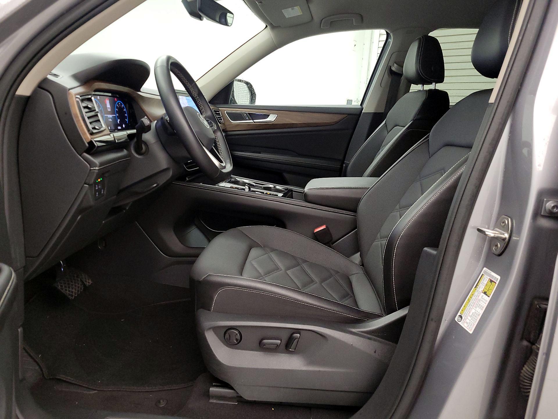 Thumbnail: 2024 Volkswagen Atlas - 11