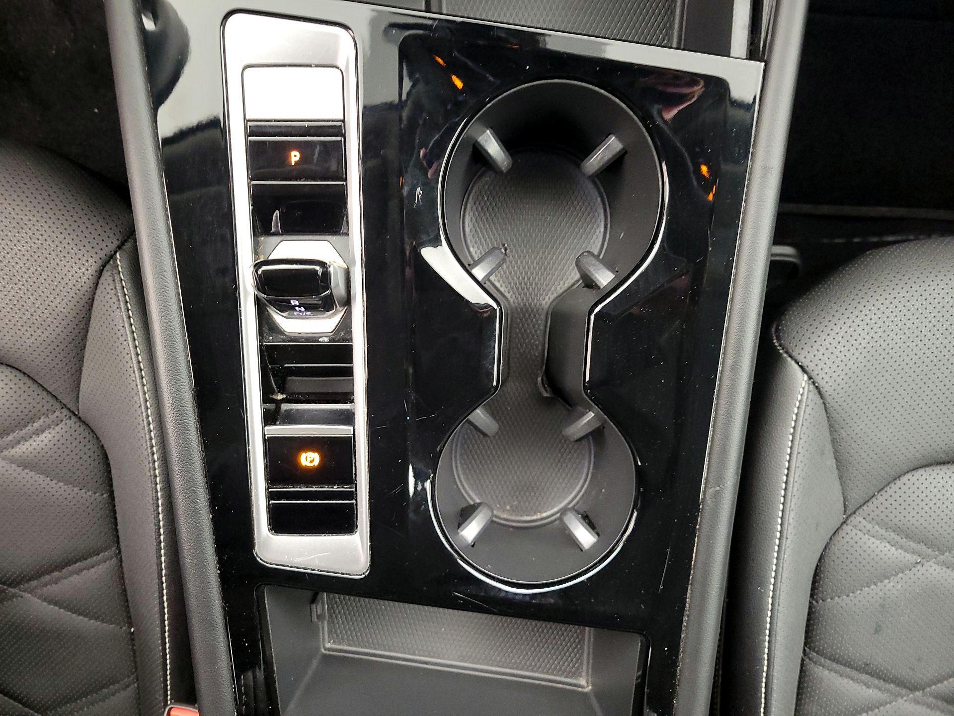 Thumbnail: 2024 Volkswagen Atlas - 17