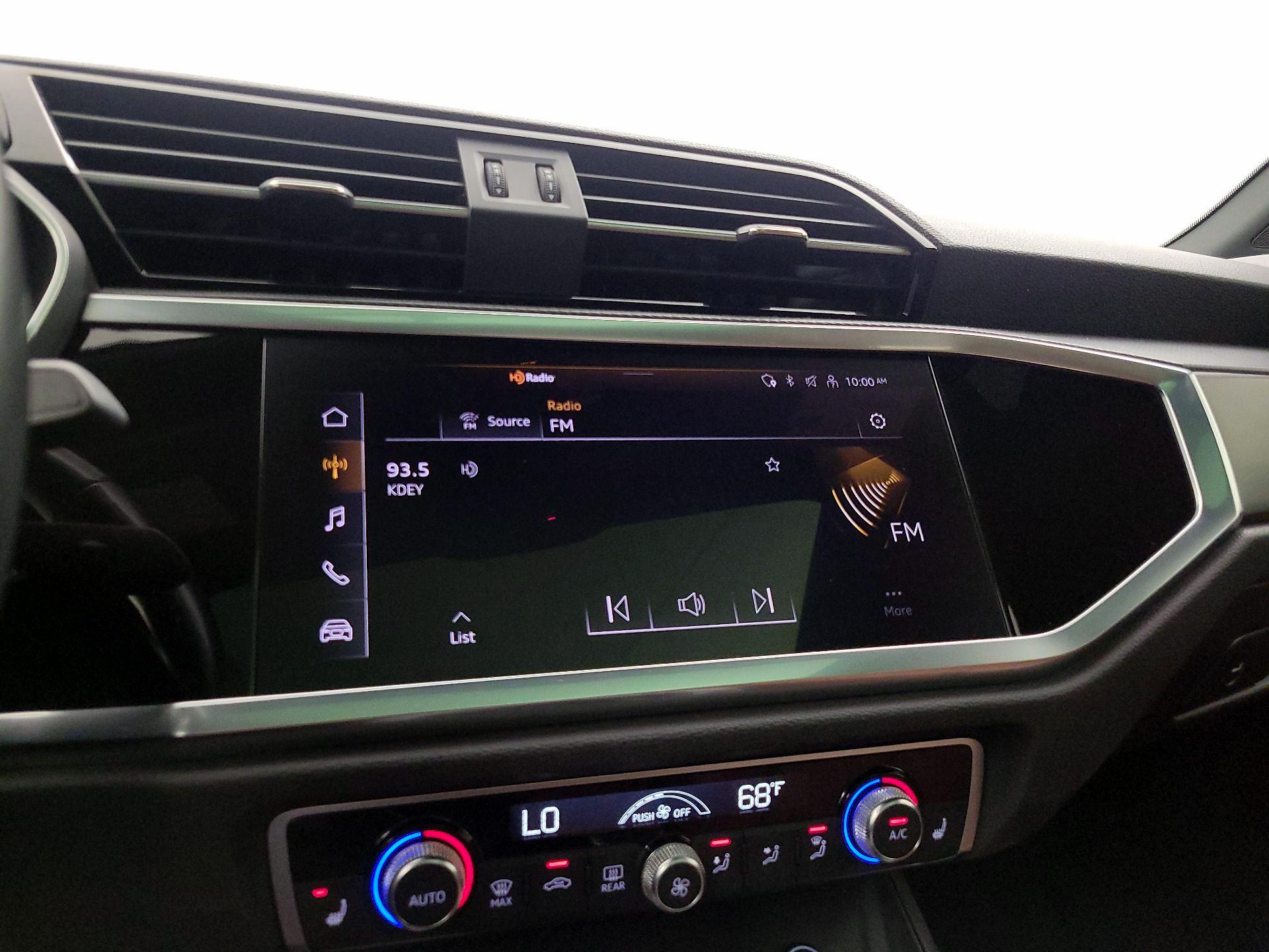 Thumbnail: 2023 Audi Q3 - 15