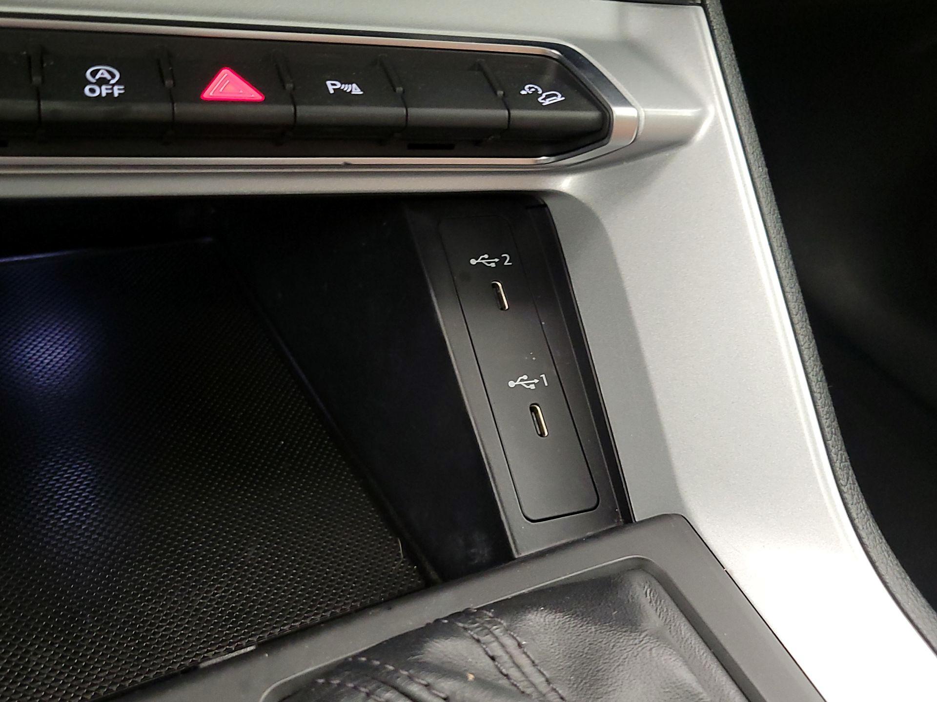 Thumbnail: 2023 Audi Q3 - 18