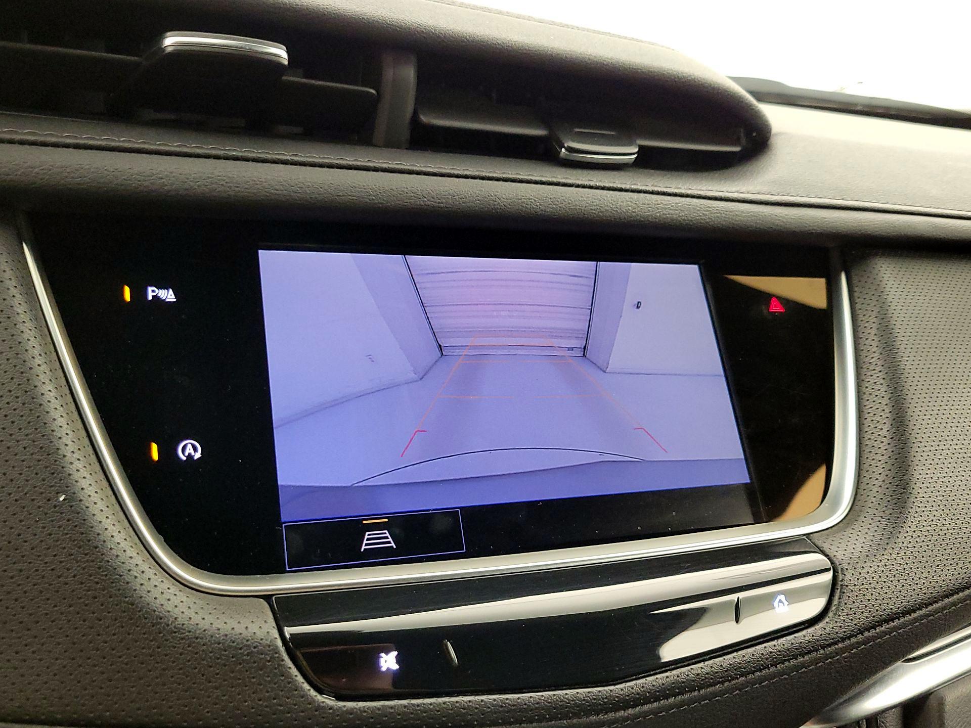 Thumbnail: 2025 Cadillac XT5 - 15