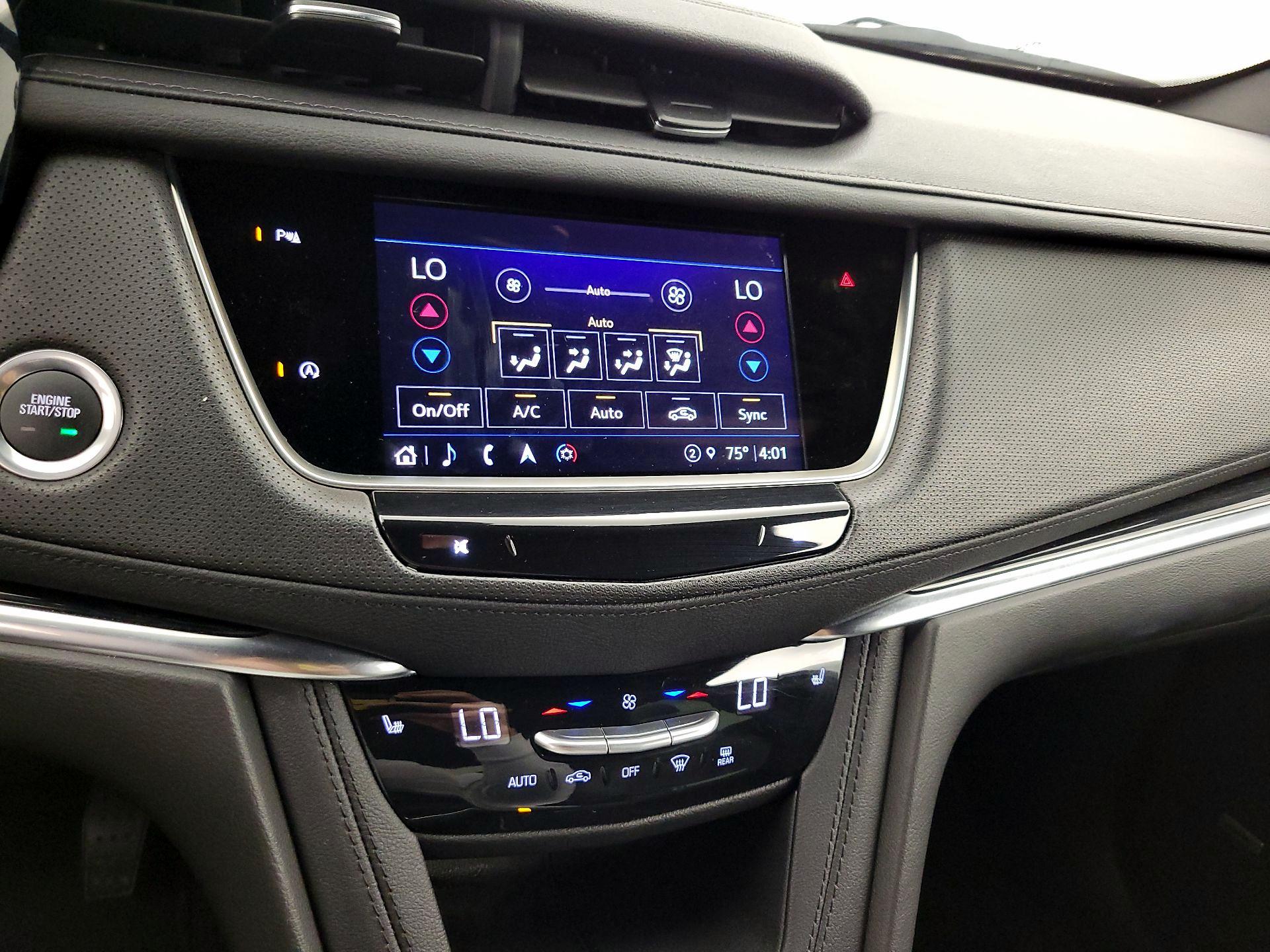 Thumbnail: 2025 Cadillac XT5 - 17