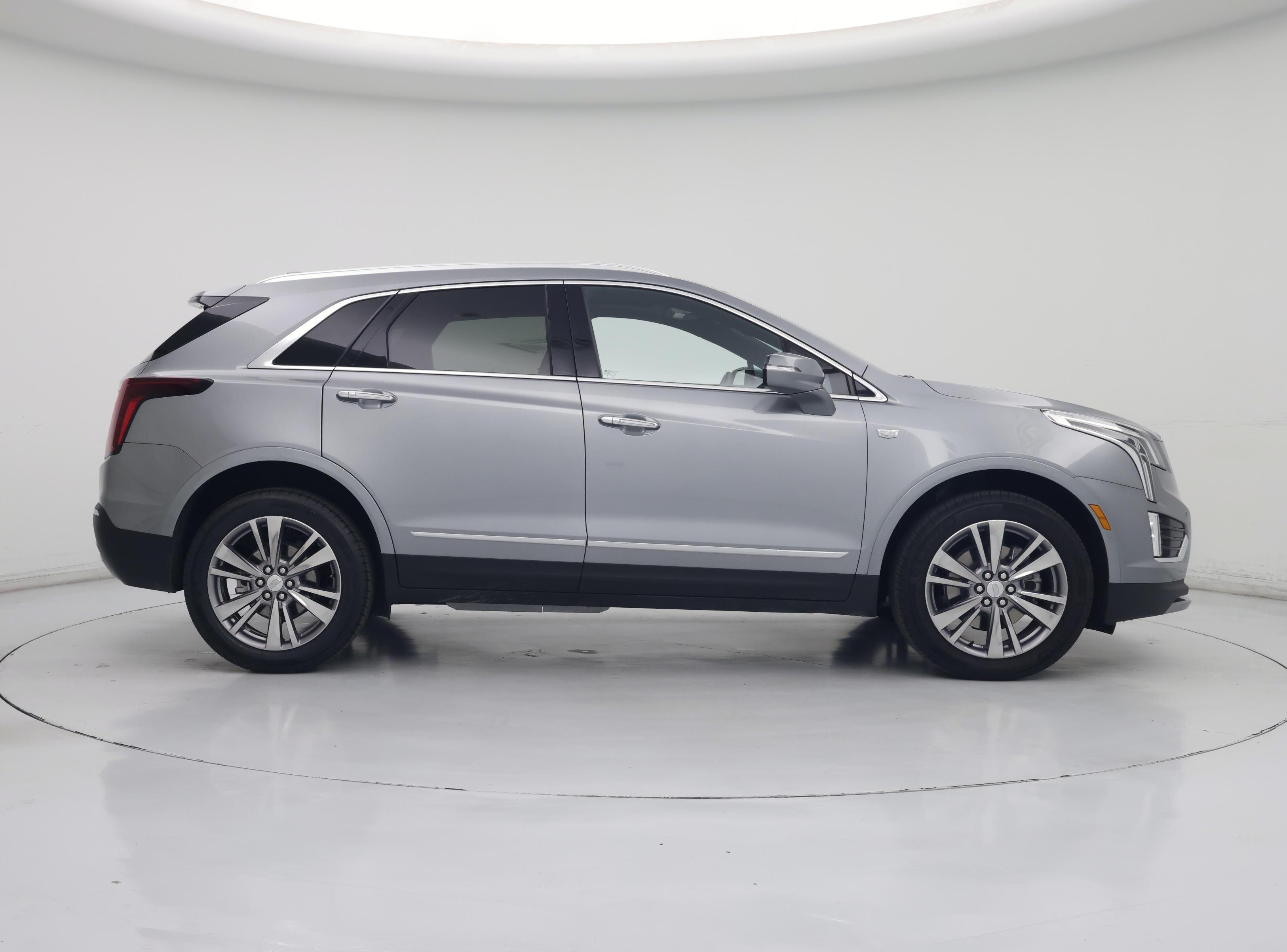 Thumbnail: 2025 Cadillac XT5 - 7