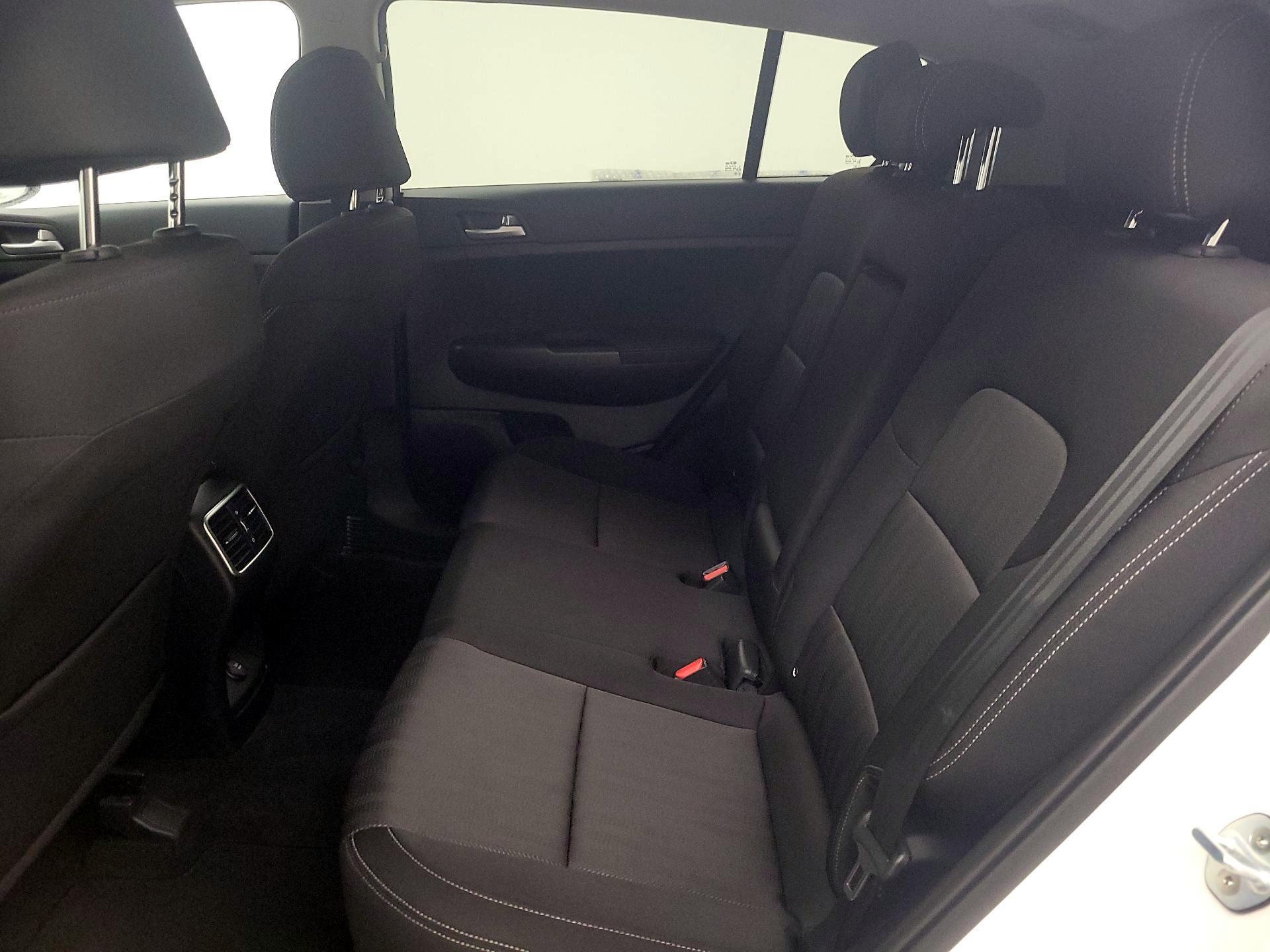 Thumbnail: 2019 Kia Sportage - 19