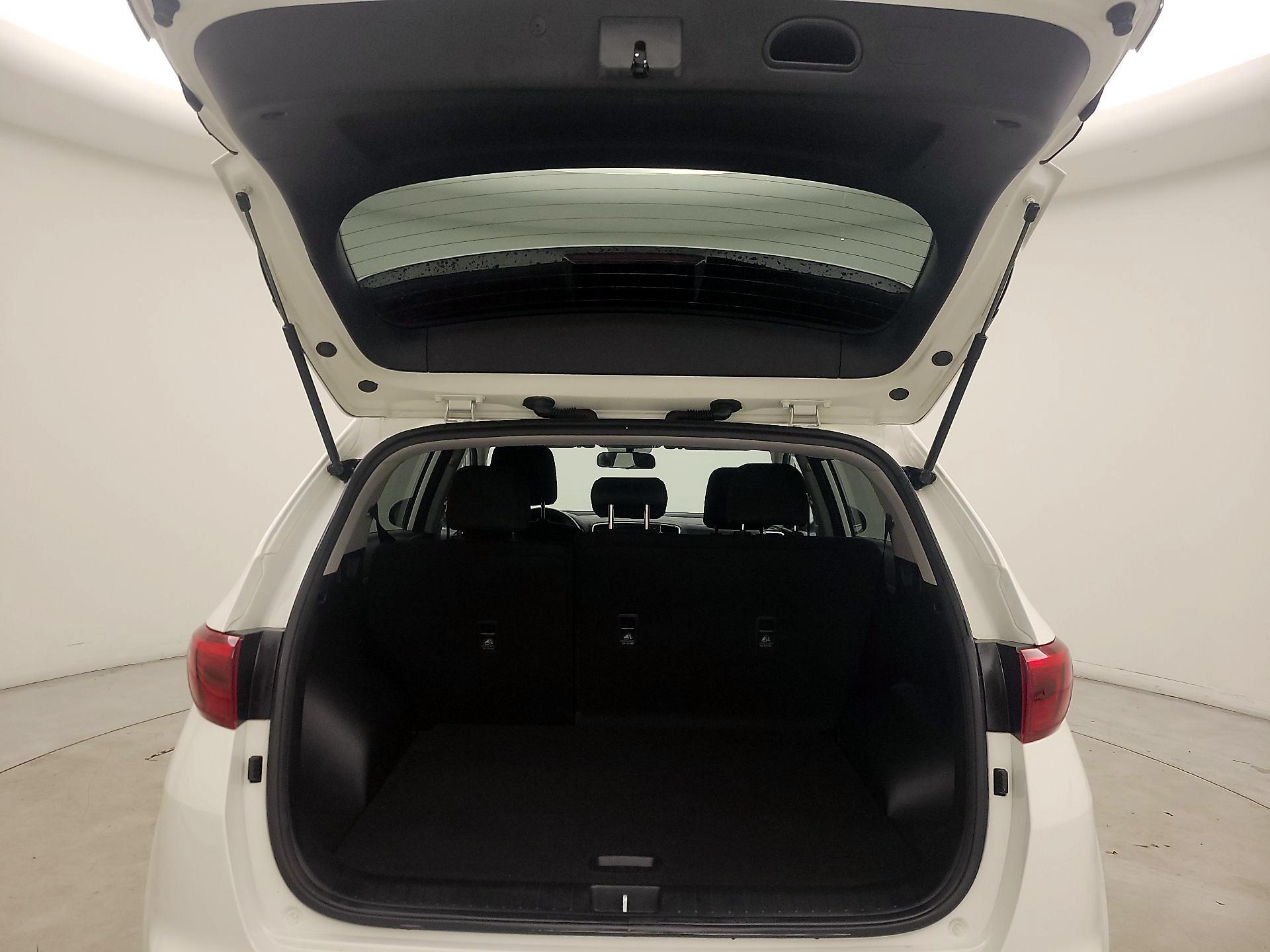 Thumbnail: 2019 Kia Sportage - 20