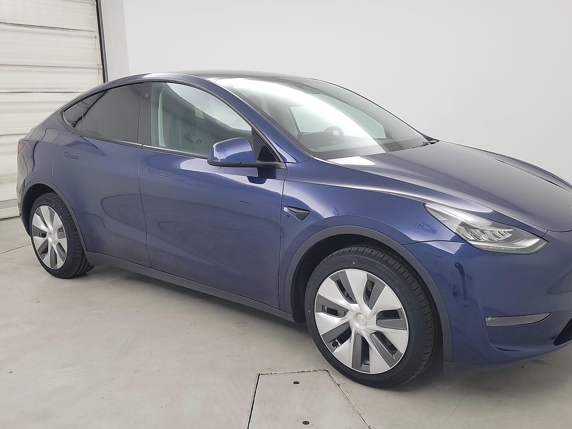 Thumbnail: 2023 Tesla Model Y - 1