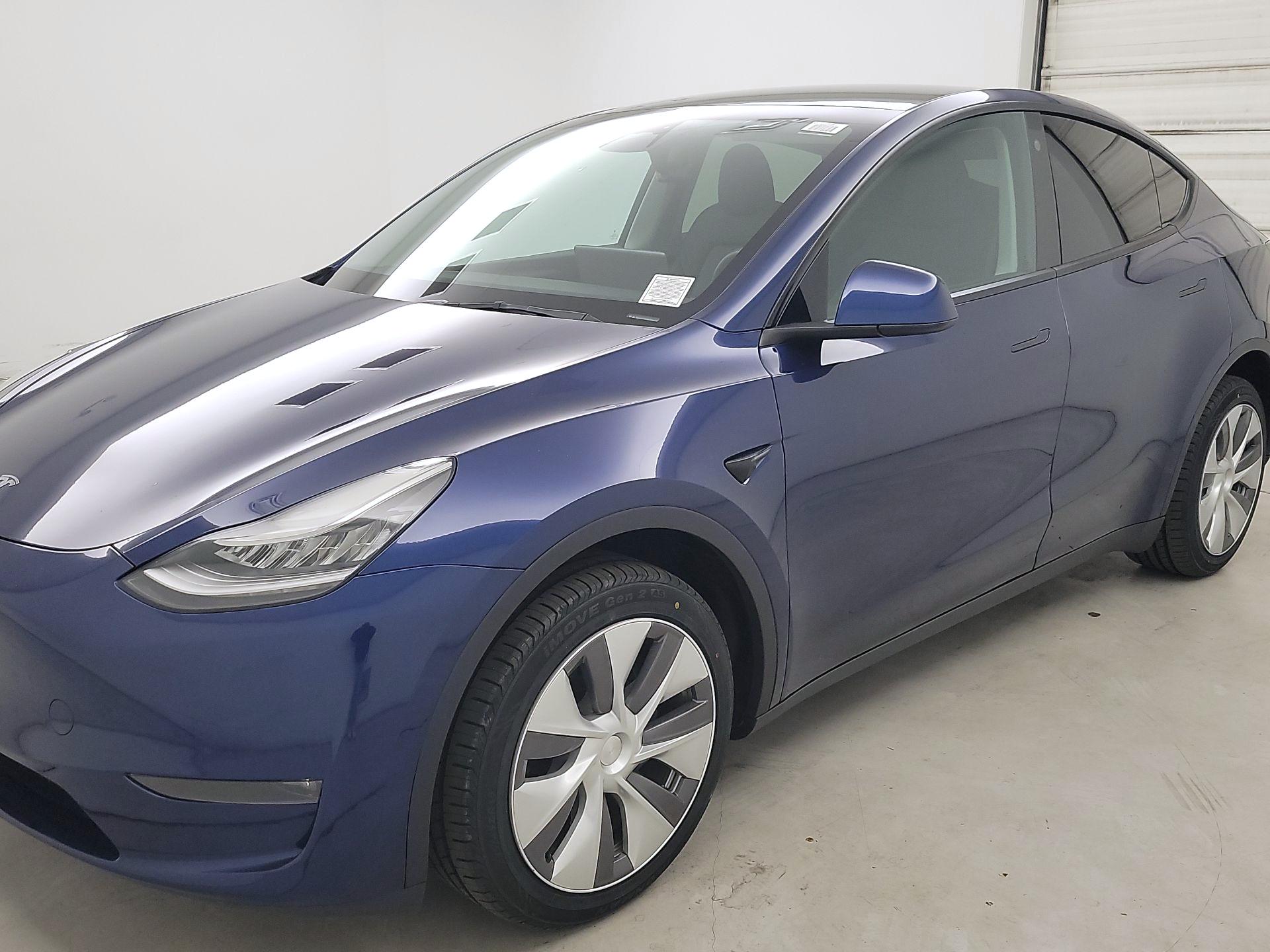 Thumbnail: 2023 Tesla Model Y - 3