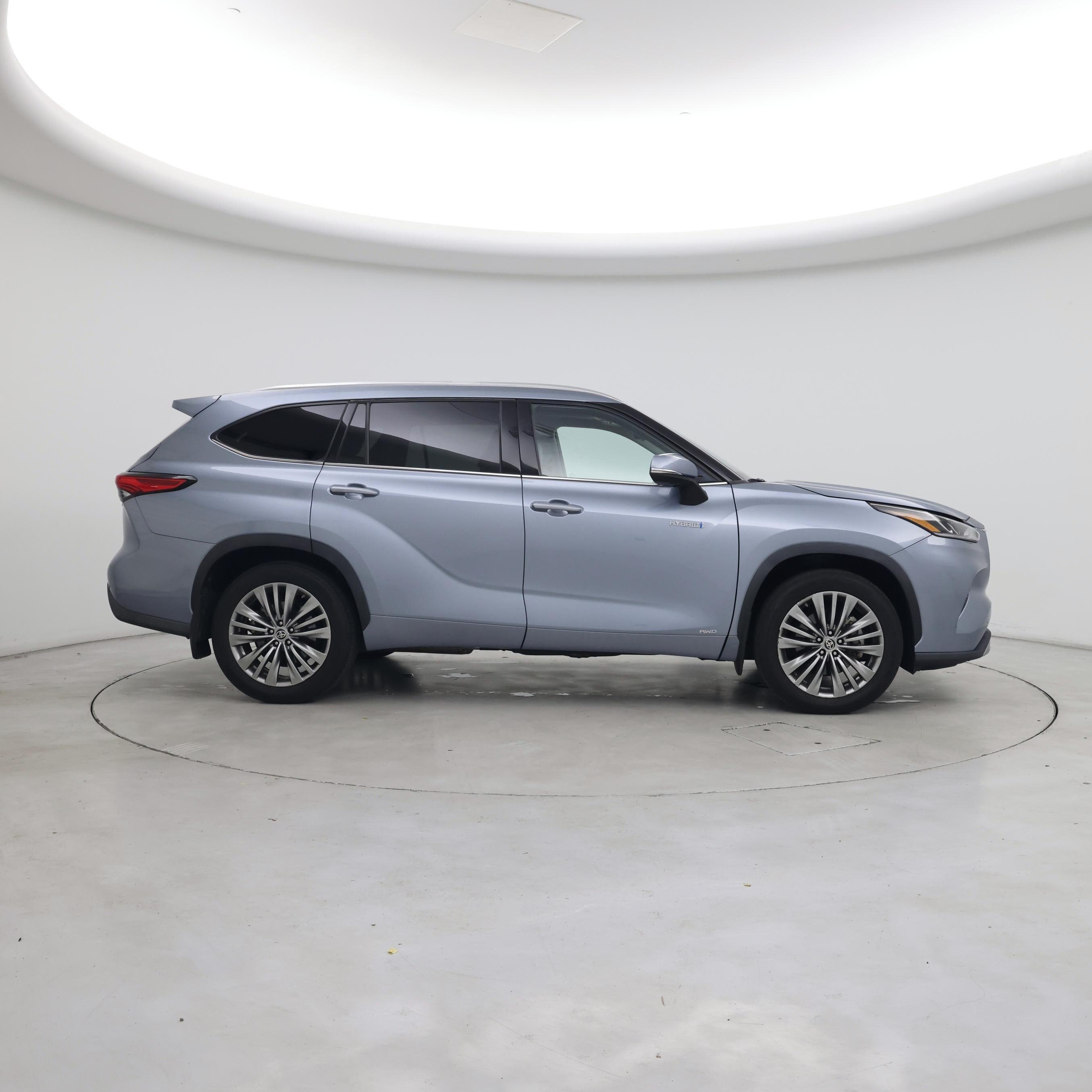 Thumbnail: 2021 Toyota Highlander - 7