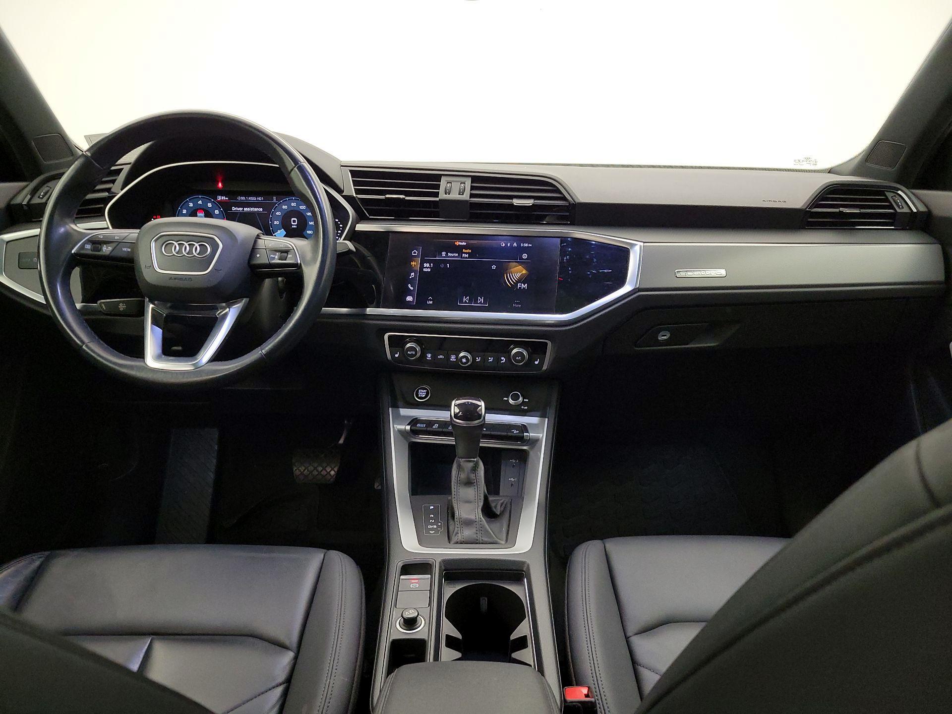 Thumbnail: 2022 Audi Q3 - 9