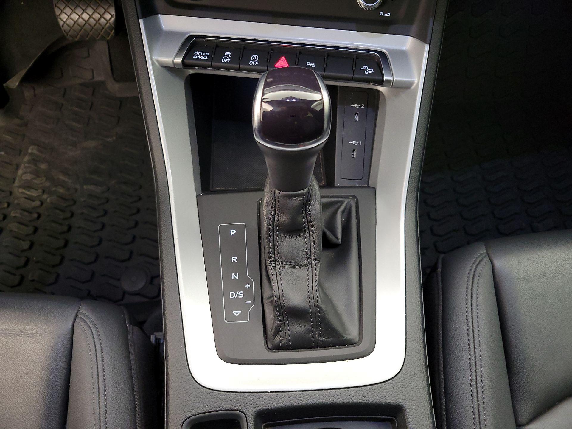 Thumbnail: 2022 Audi Q3 - 17