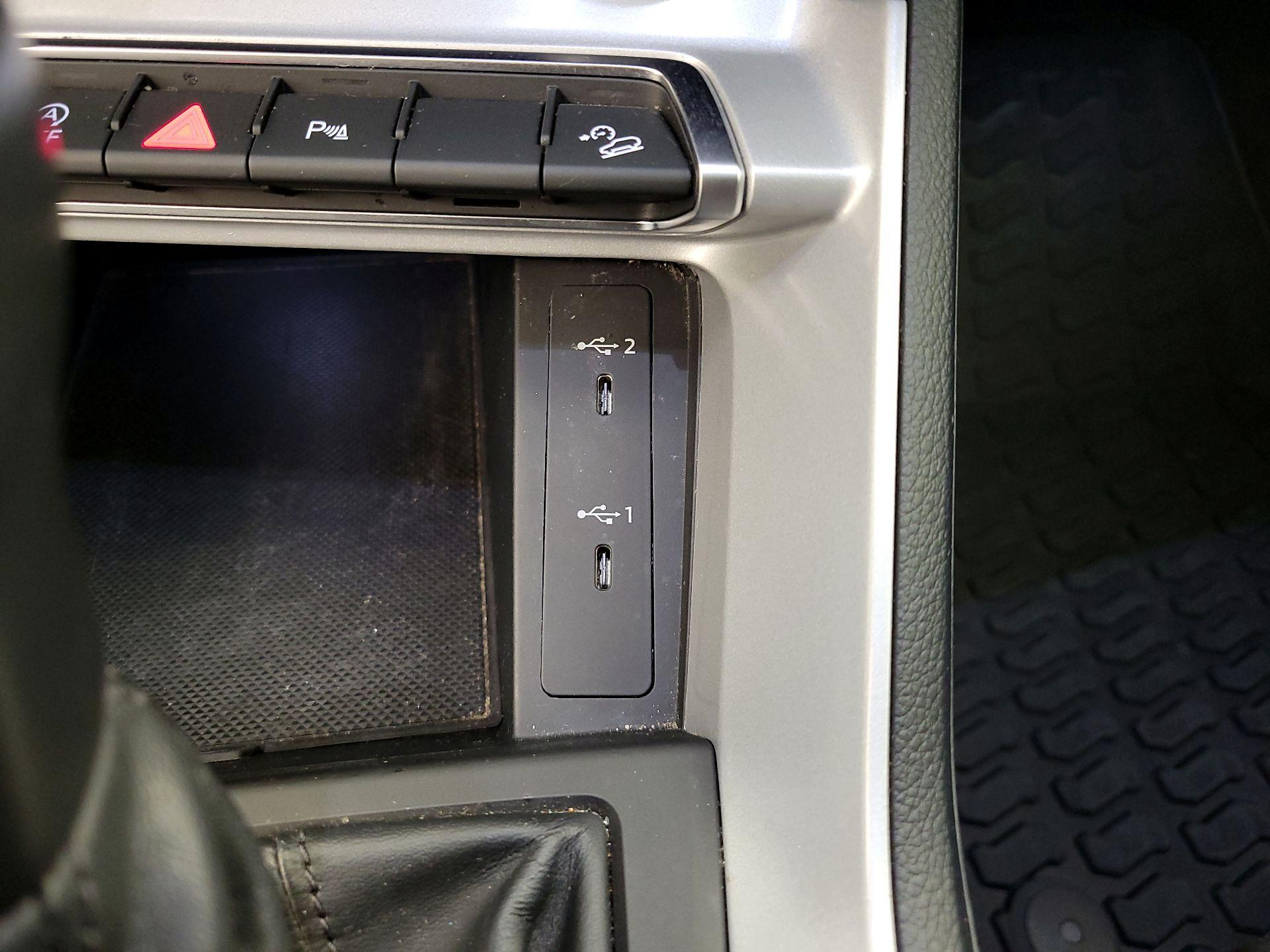 Thumbnail: 2022 Audi Q3 - 18