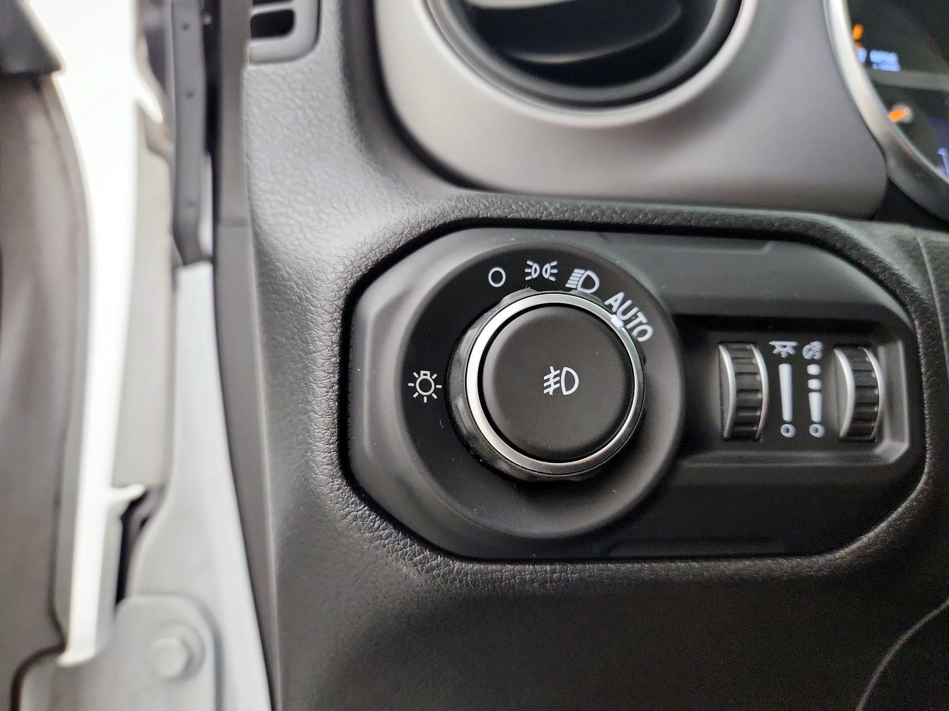 Thumbnail: 2021 Jeep Wrangler - 13