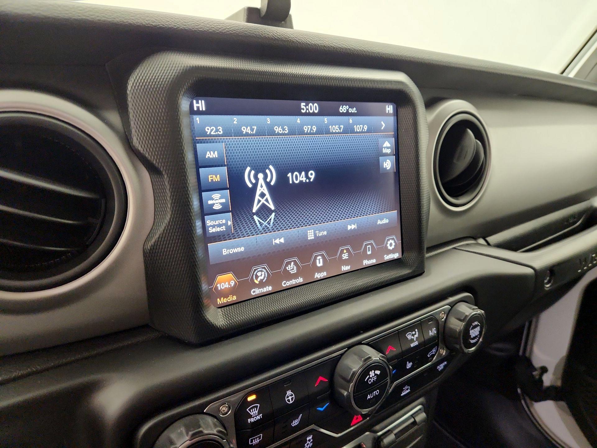 Thumbnail: 2021 Jeep Wrangler - 16