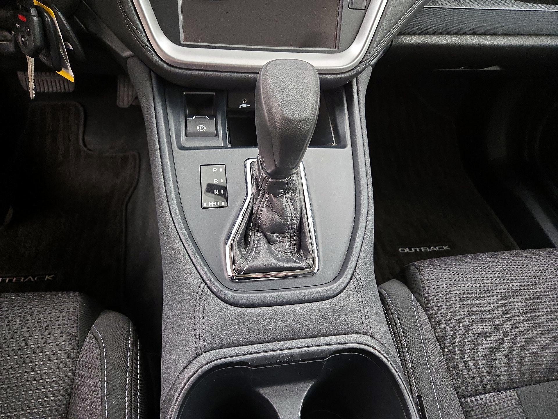 Thumbnail: 2022 Subaru Outback - 17