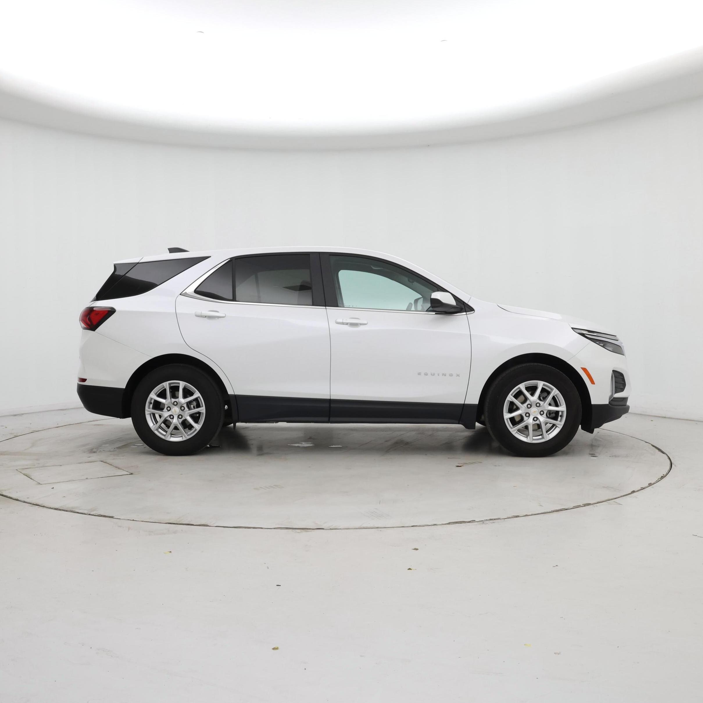 Thumbnail: 2022 Chevrolet Equinox - 7