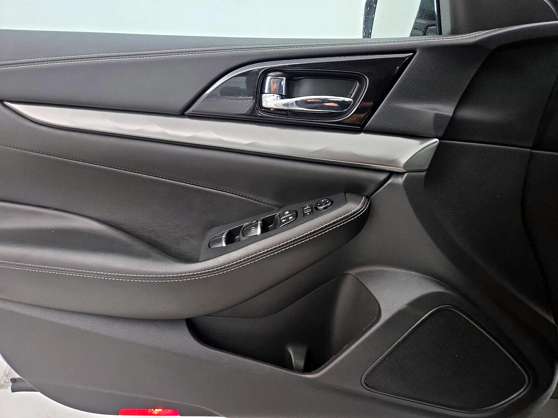 Thumbnail: 2022 Nissan Maxima - 12