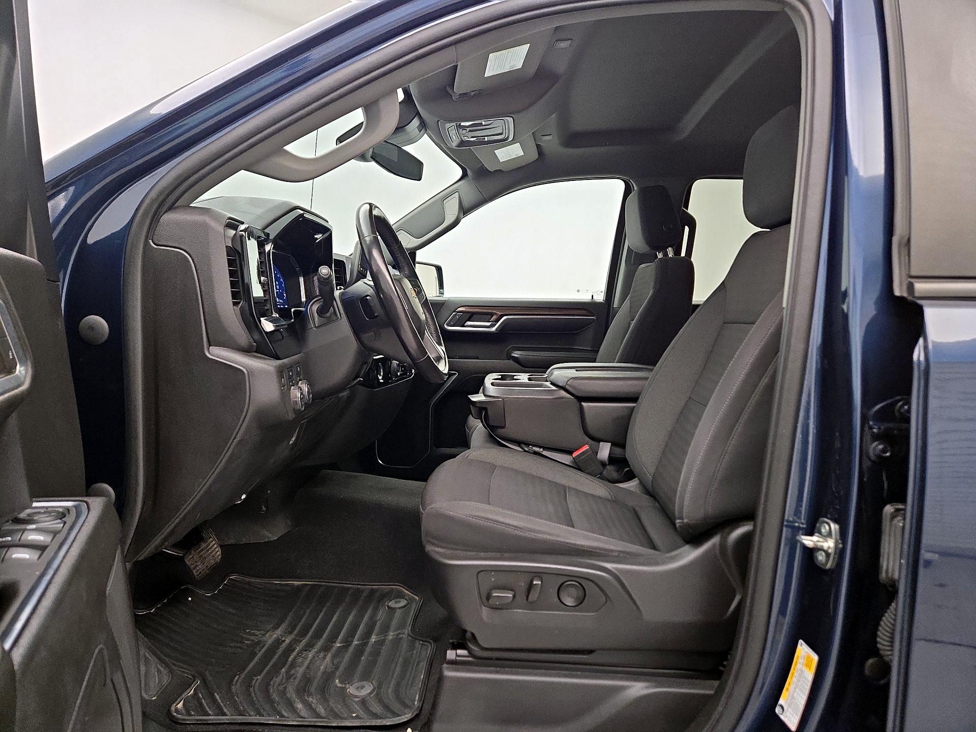 Thumbnail: 2022 Chevrolet Silverado 1500 - 11