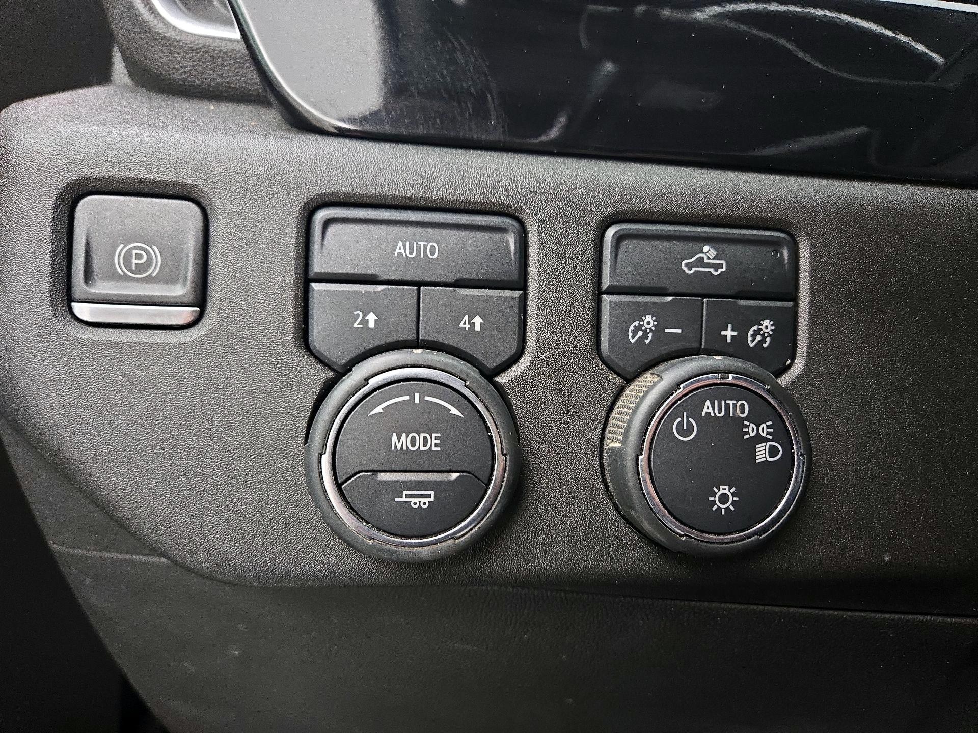 Thumbnail: 2022 Chevrolet Silverado 1500 - 13