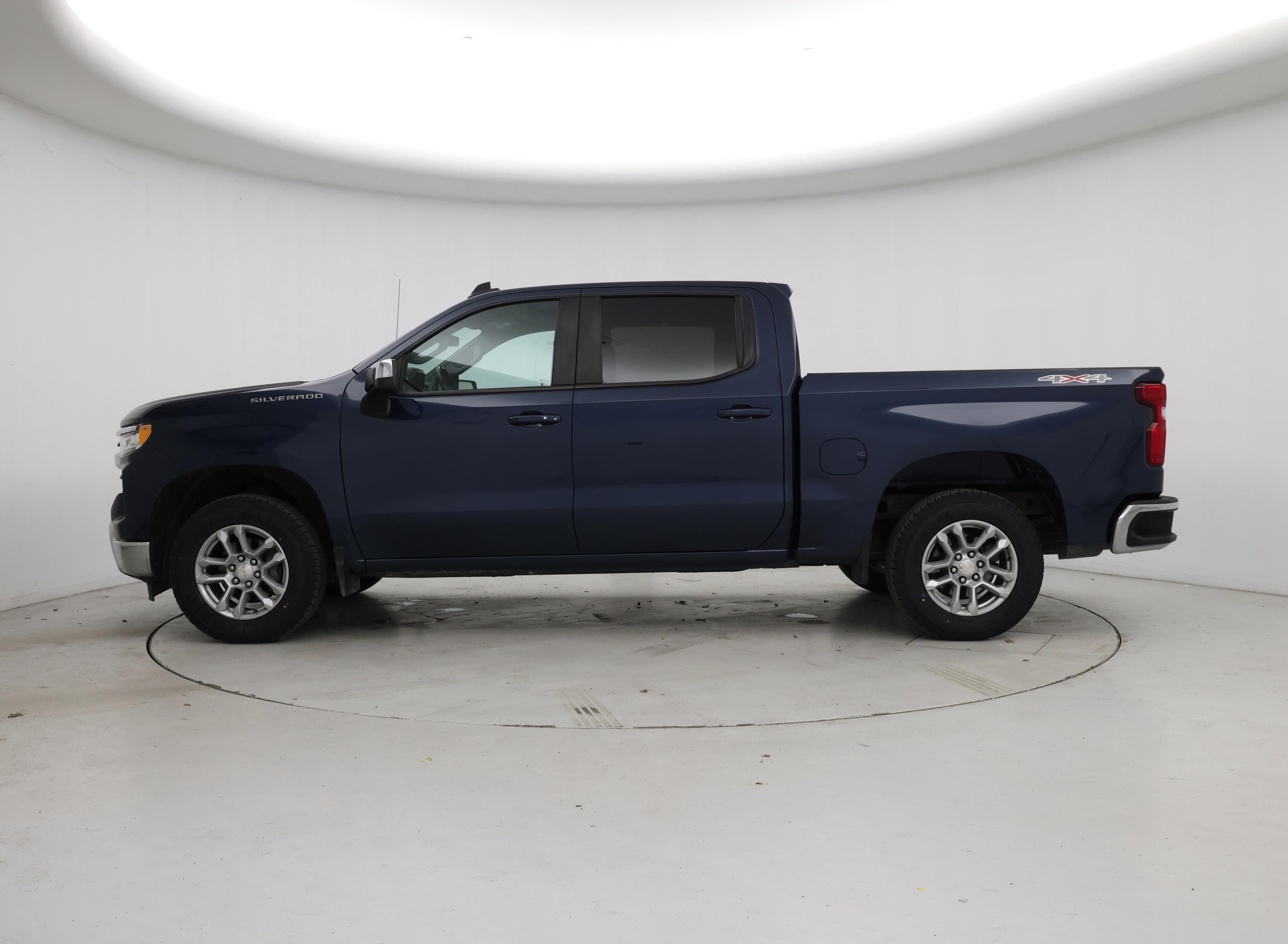 Thumbnail: 2022 Chevrolet Silverado 1500 - 3