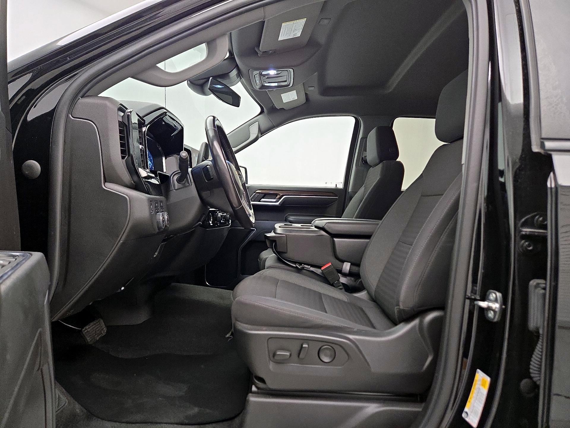 Thumbnail: 2022 Chevrolet Silverado 1500 - 11