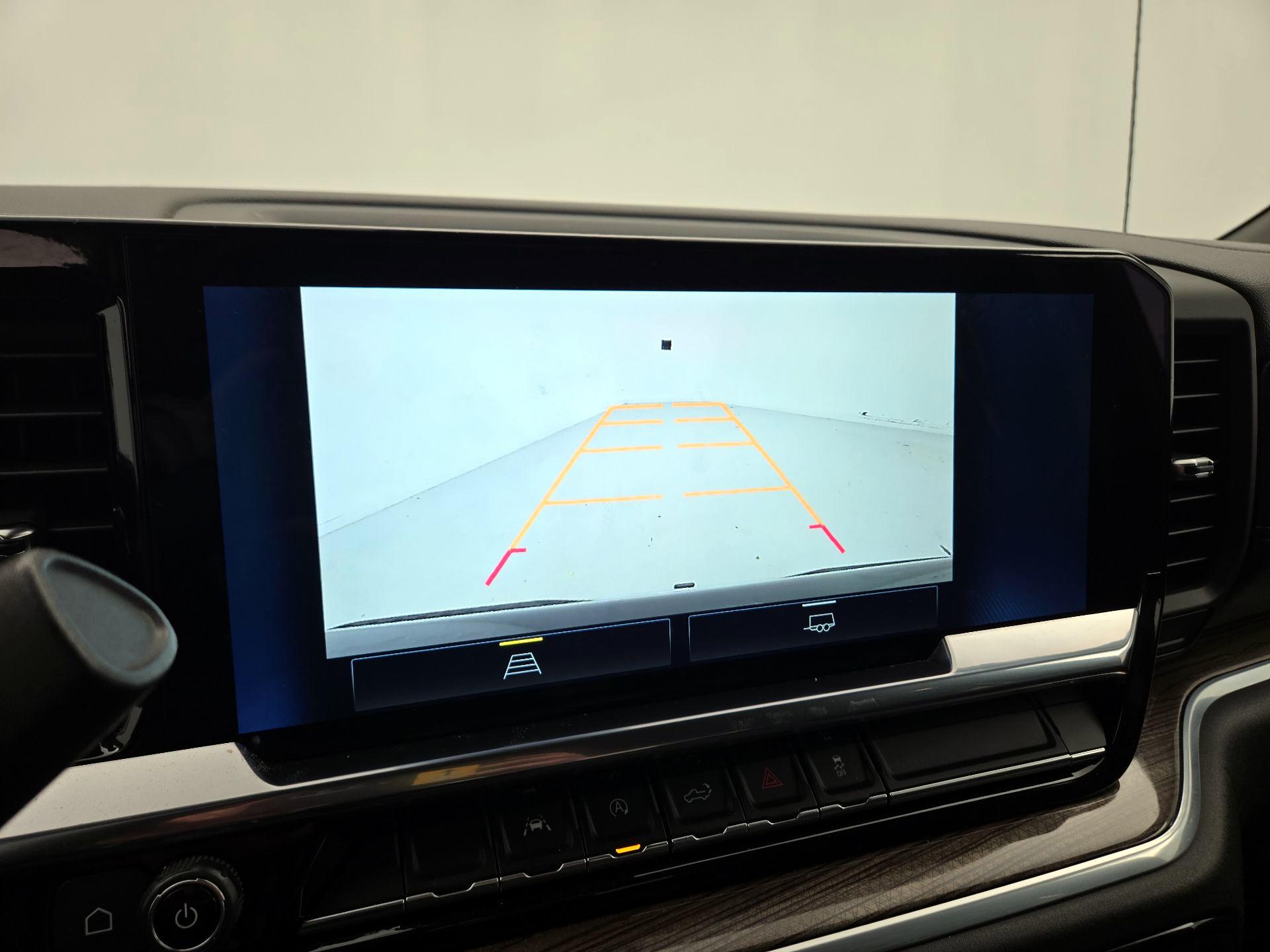 Thumbnail: 2022 Chevrolet Silverado 1500 - 14