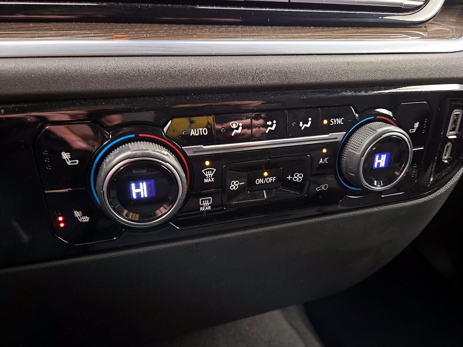 Thumbnail: 2022 Chevrolet Silverado 1500 - 16