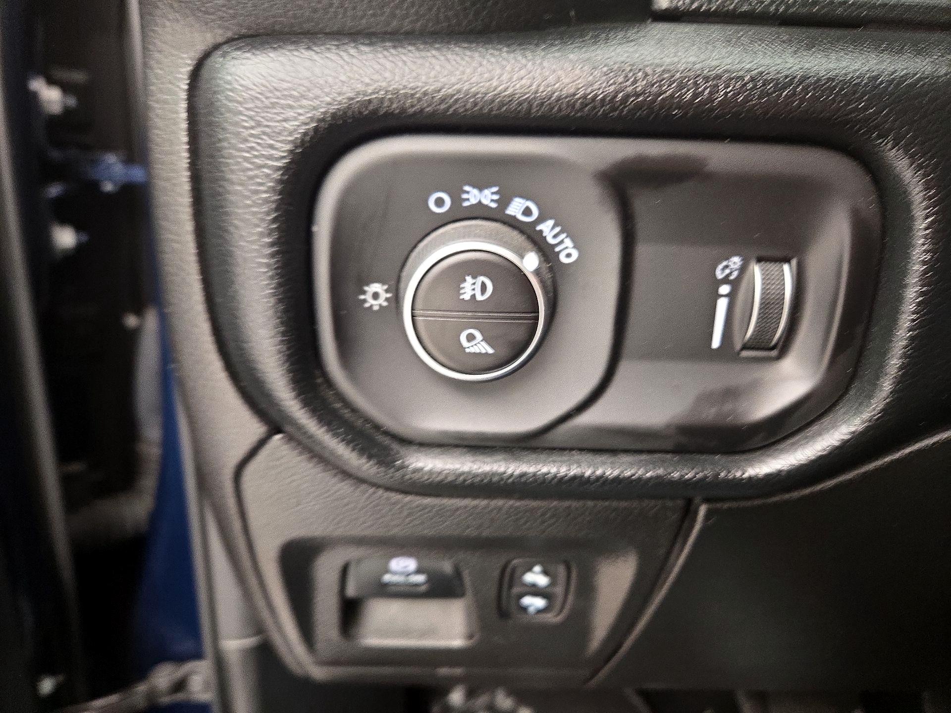 Thumbnail: 2020 RAM 1500 - 13