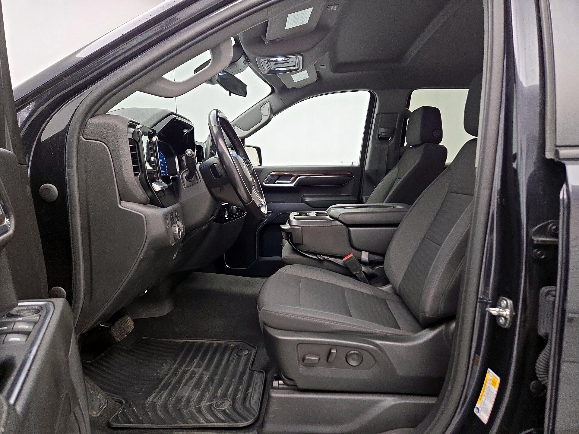 Thumbnail: 2022 Chevrolet Silverado 1500 - 11