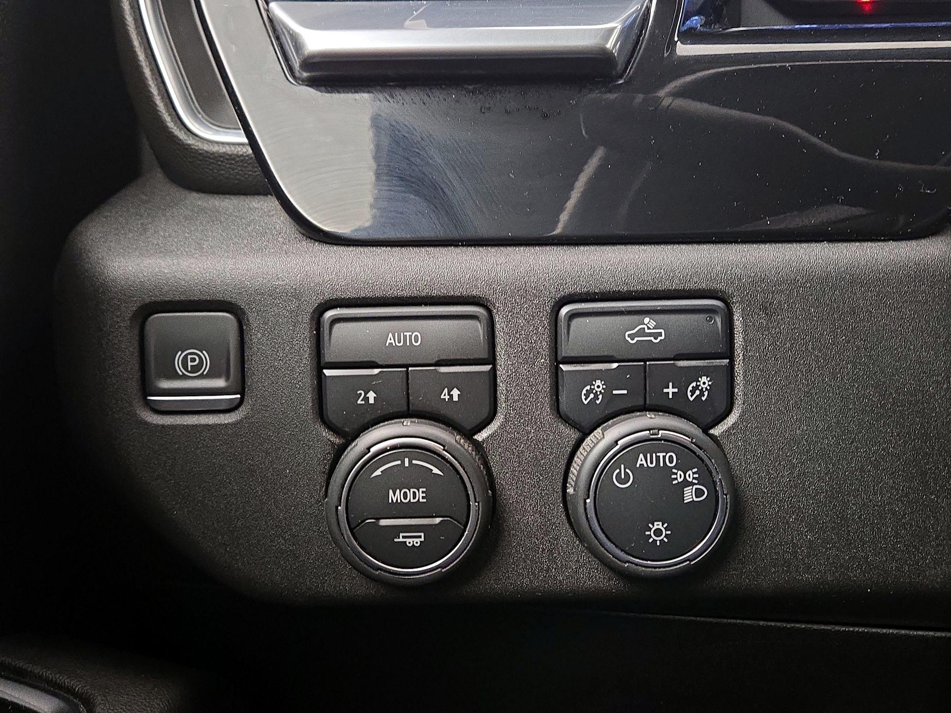 Thumbnail: 2022 Chevrolet Silverado 1500 - 13