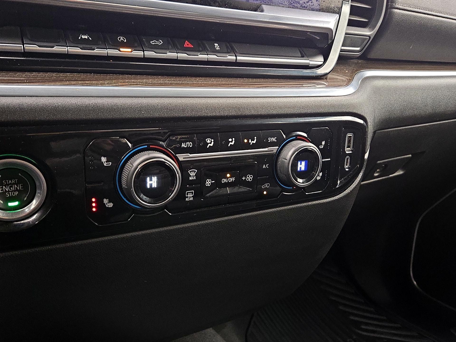 Thumbnail: 2022 Chevrolet Silverado 1500 - 16