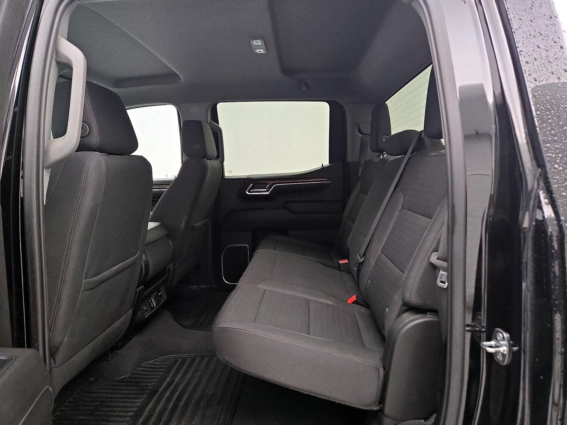 Thumbnail: 2022 Chevrolet Silverado 1500 - 19