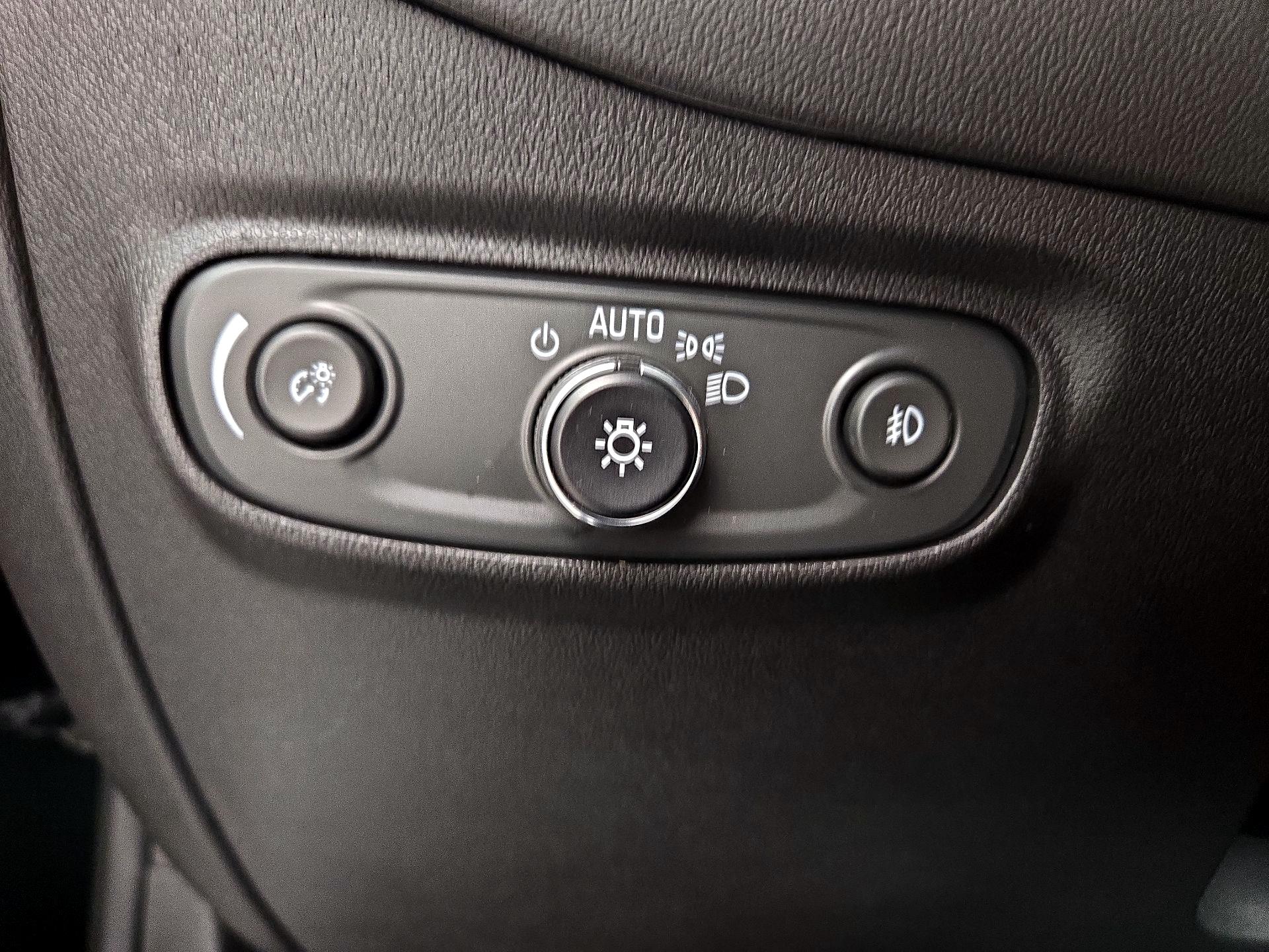 Thumbnail: 2023 Chevrolet Equinox - 13