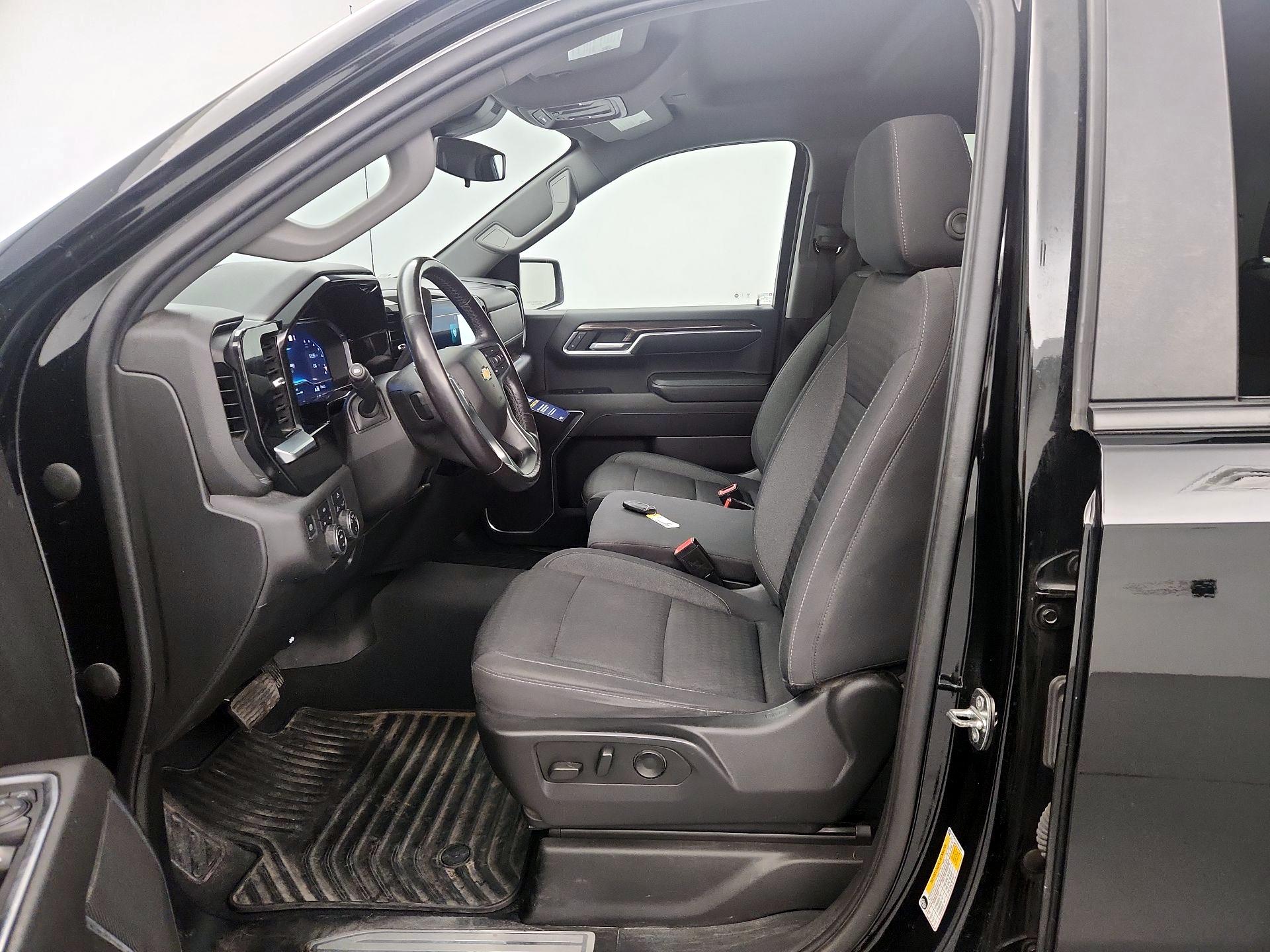 Thumbnail: 2022 Chevrolet Silverado 1500 - 11