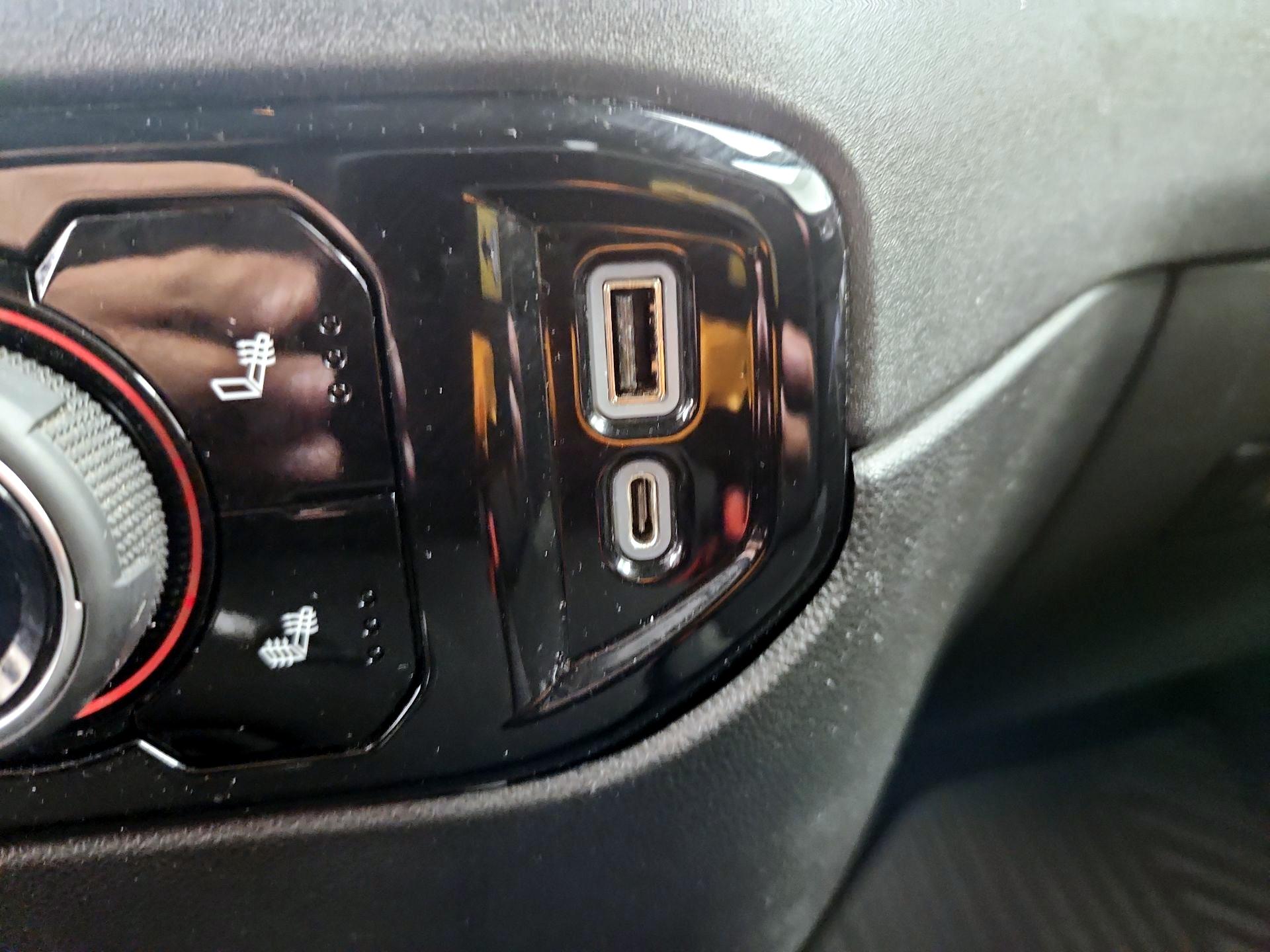 Thumbnail: 2022 Chevrolet Silverado 1500 - 18