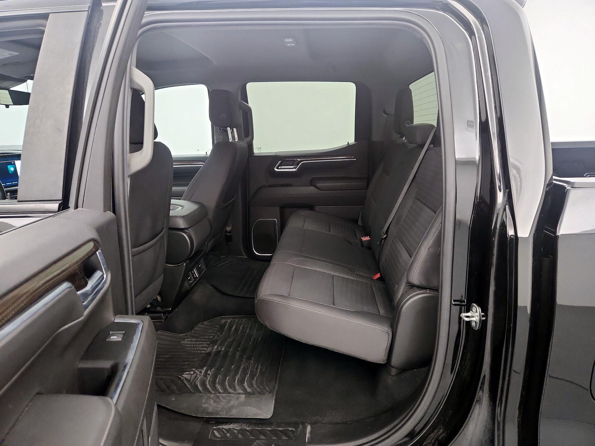 Thumbnail: 2022 Chevrolet Silverado 1500 - 19