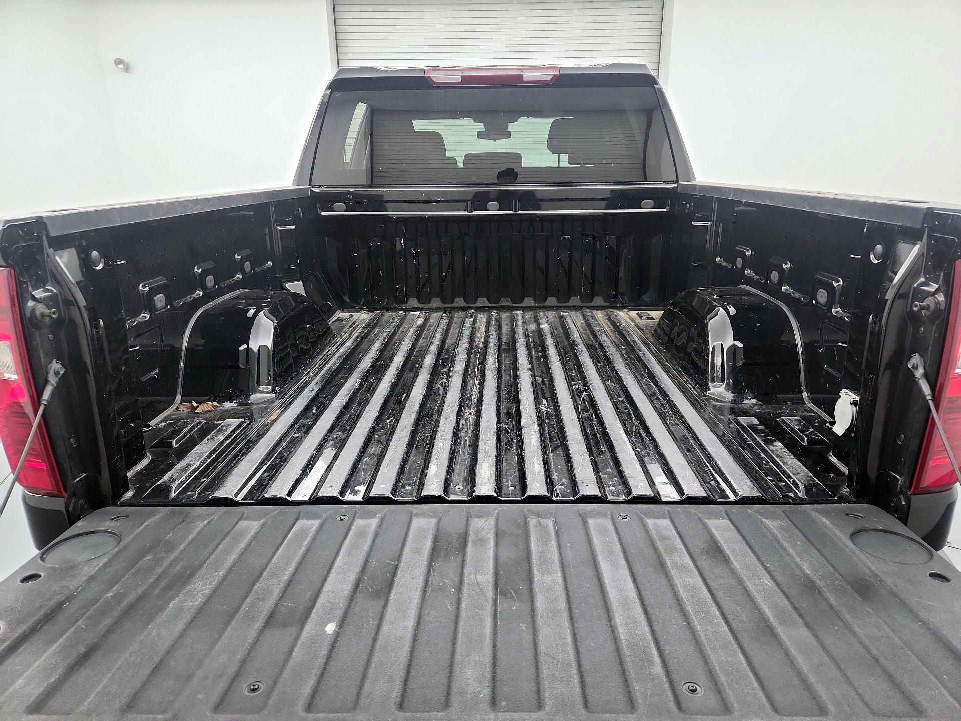 Thumbnail: 2022 Chevrolet Silverado 1500 - 20